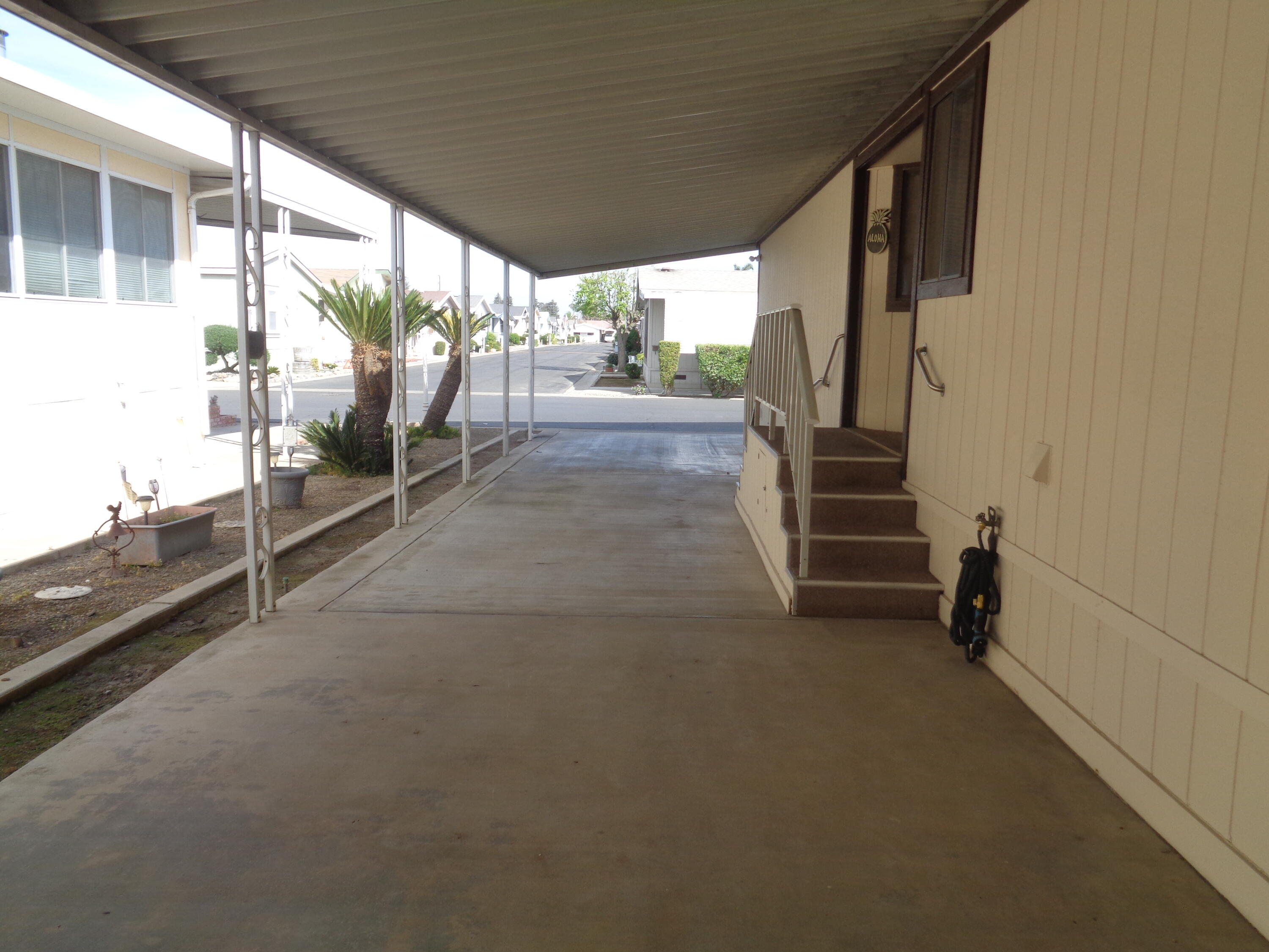 2459 N Oaks St #82, Tulare, CA 93274