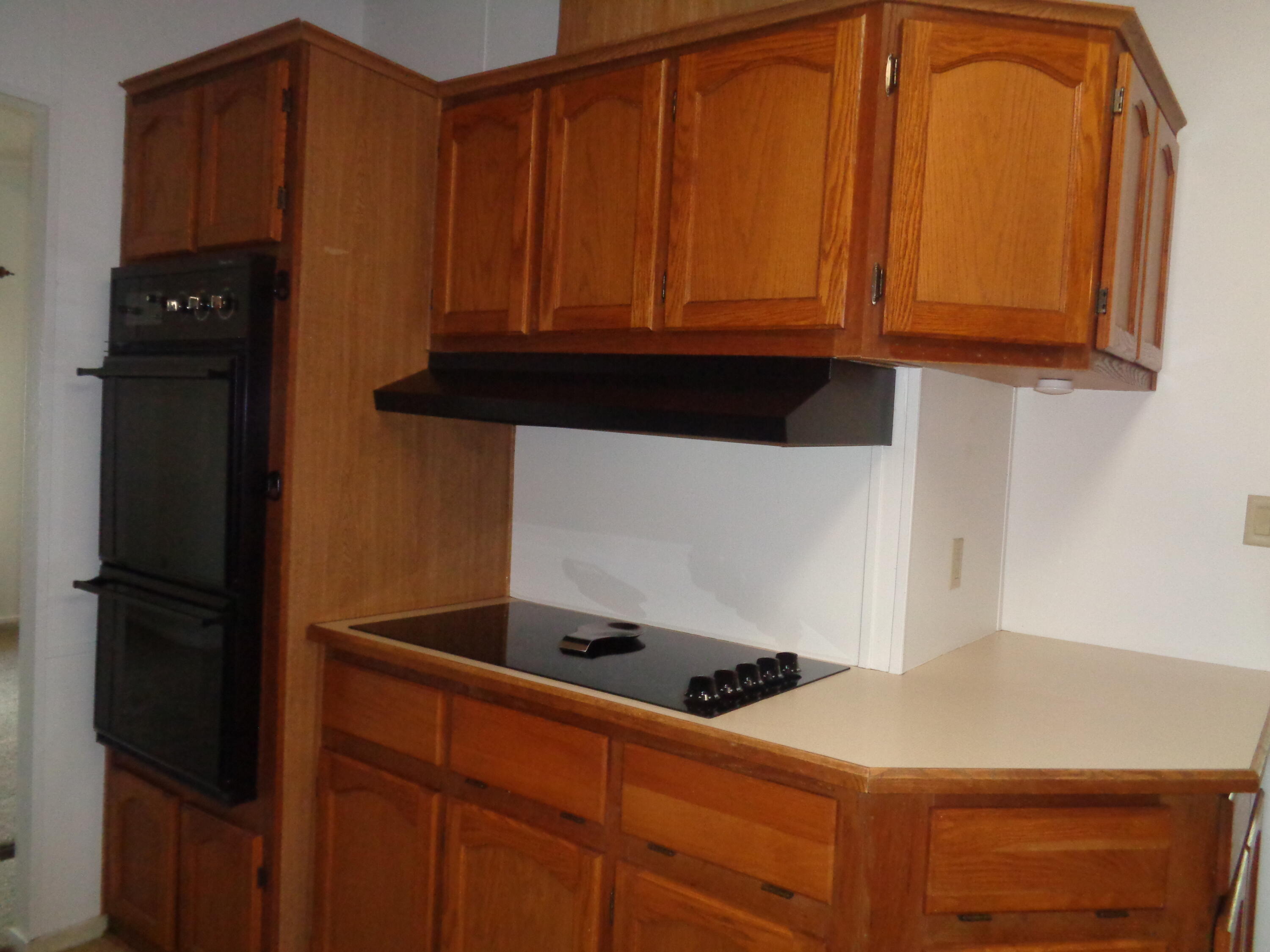 2459 N Oaks St #82, Tulare, CA 93274