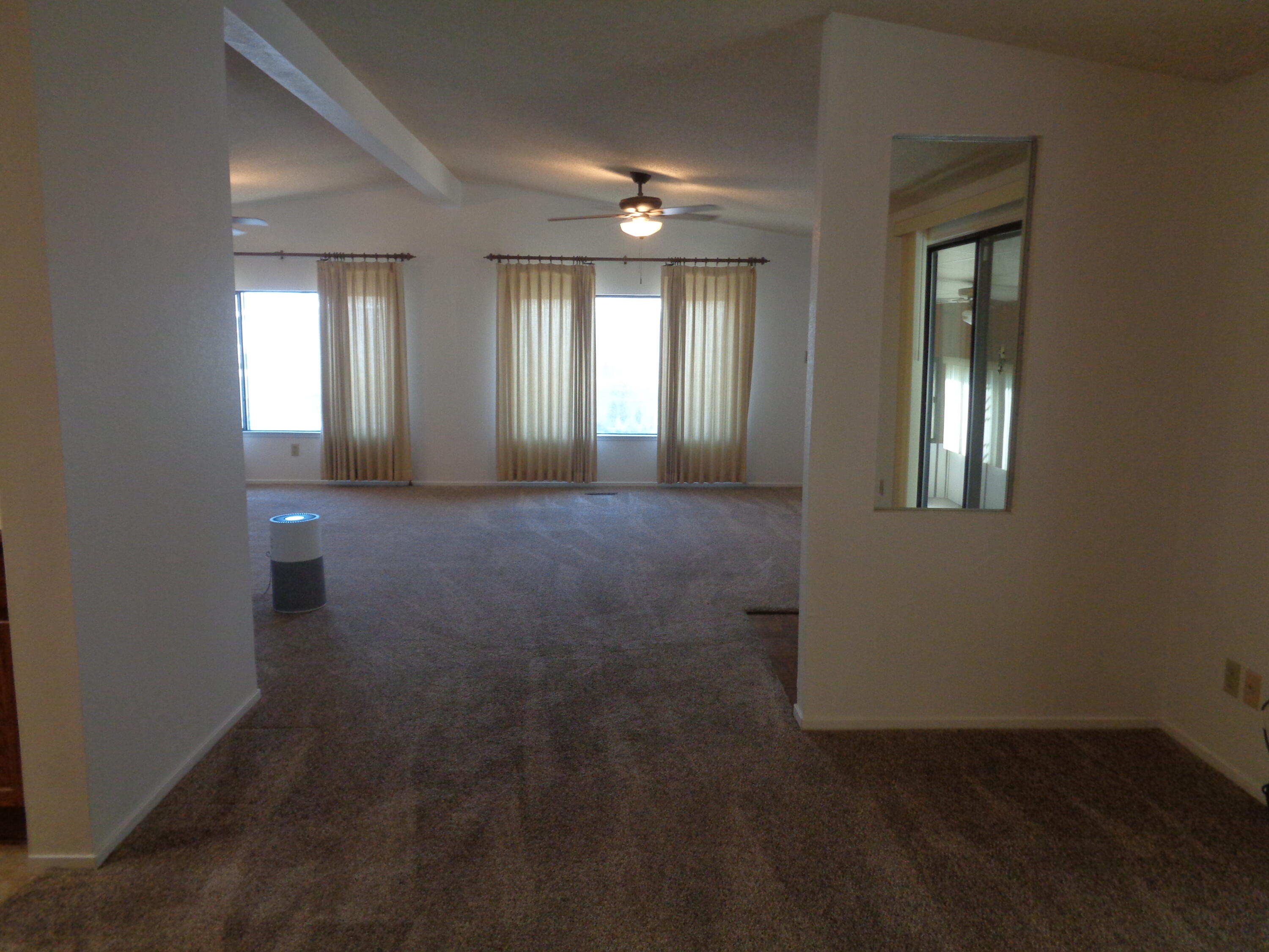 2459 N Oaks St #82, Tulare, CA 93274