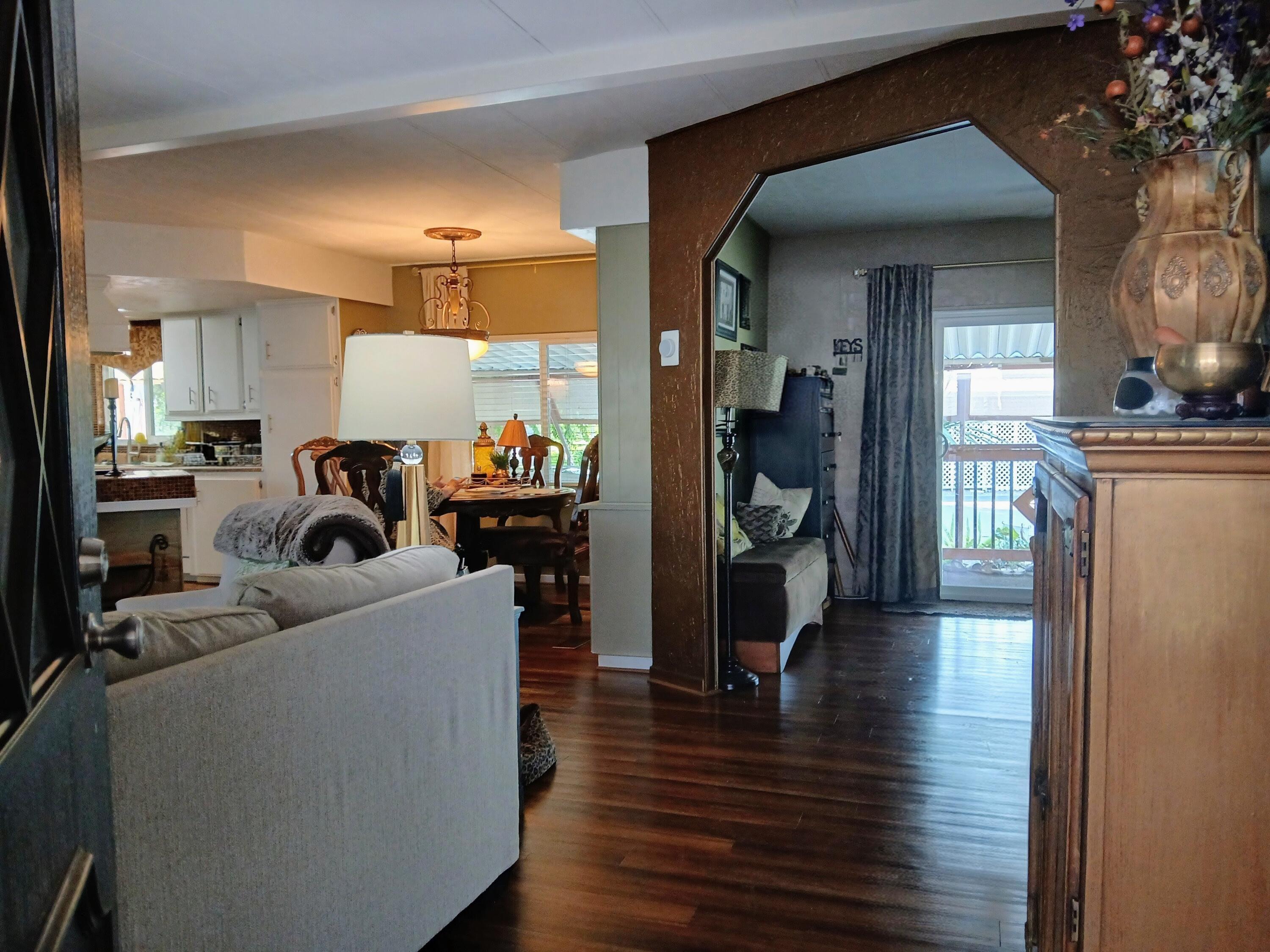 2400 W Midvalley Ave #Q1, Visalia, CA 93277