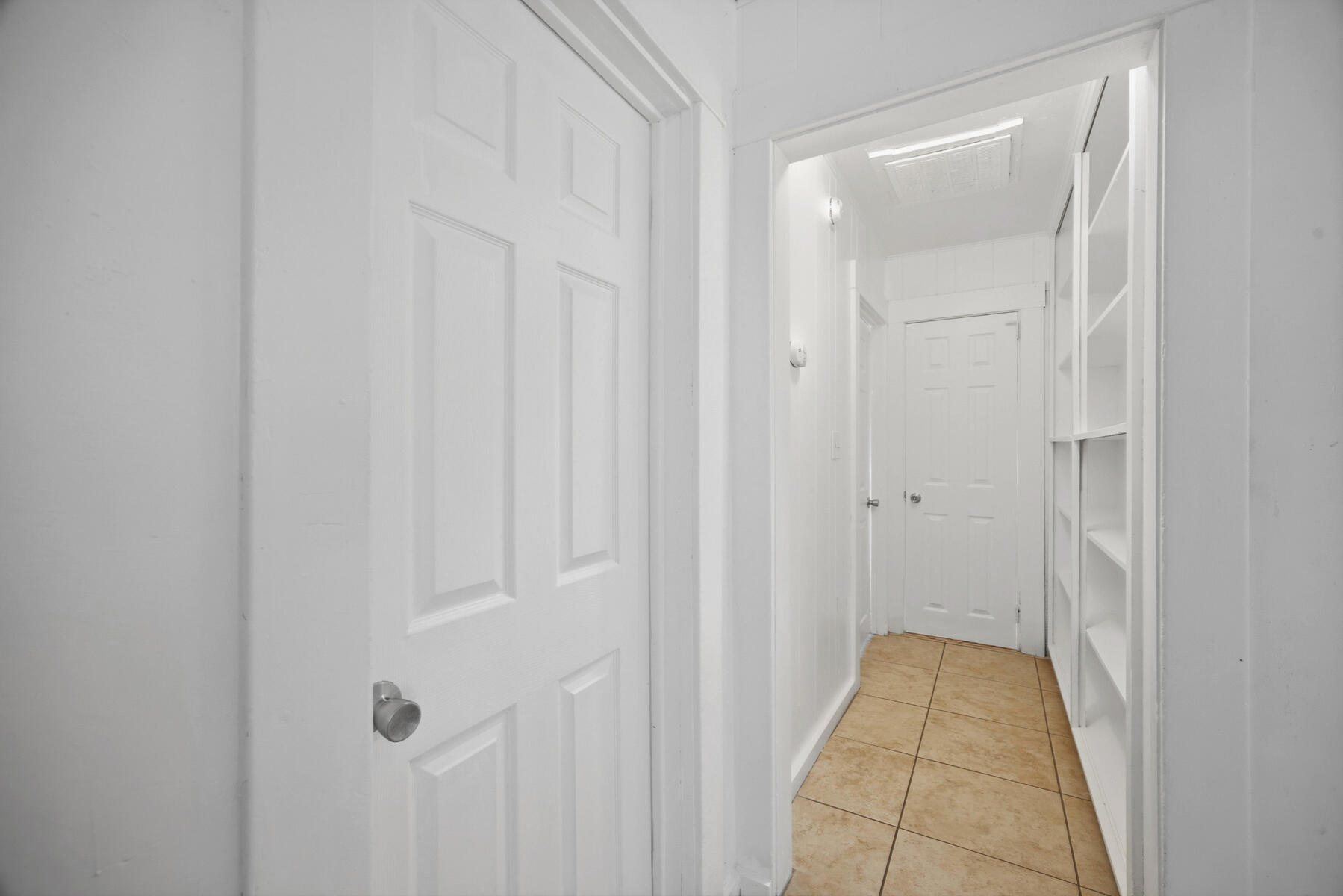 220 S O St, Tulare, CA 93274