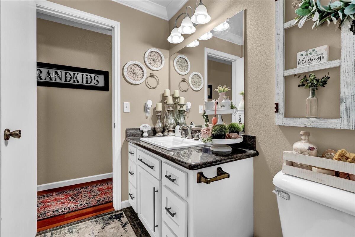 21544 Grangeville Blvd, Lemoore, CA 93245