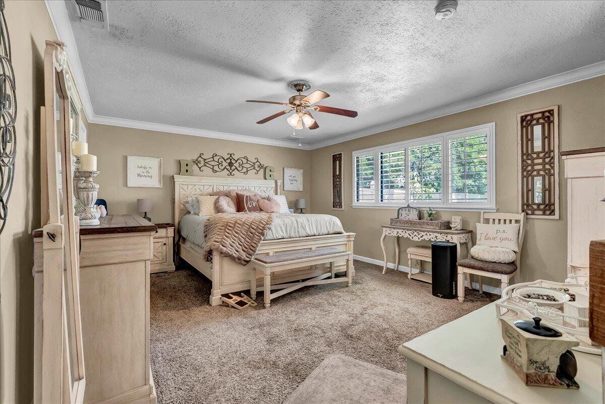 21544 Grangeville Blvd, Lemoore, CA 93245