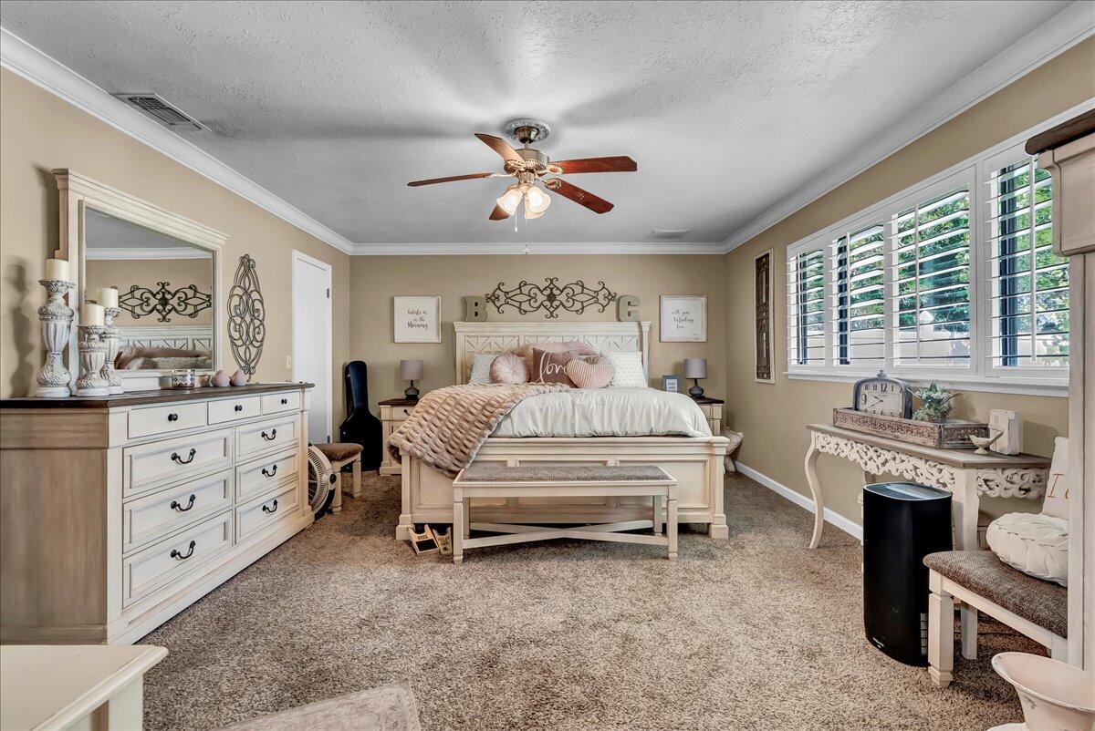 21544 Grangeville Blvd, Lemoore, CA 93245