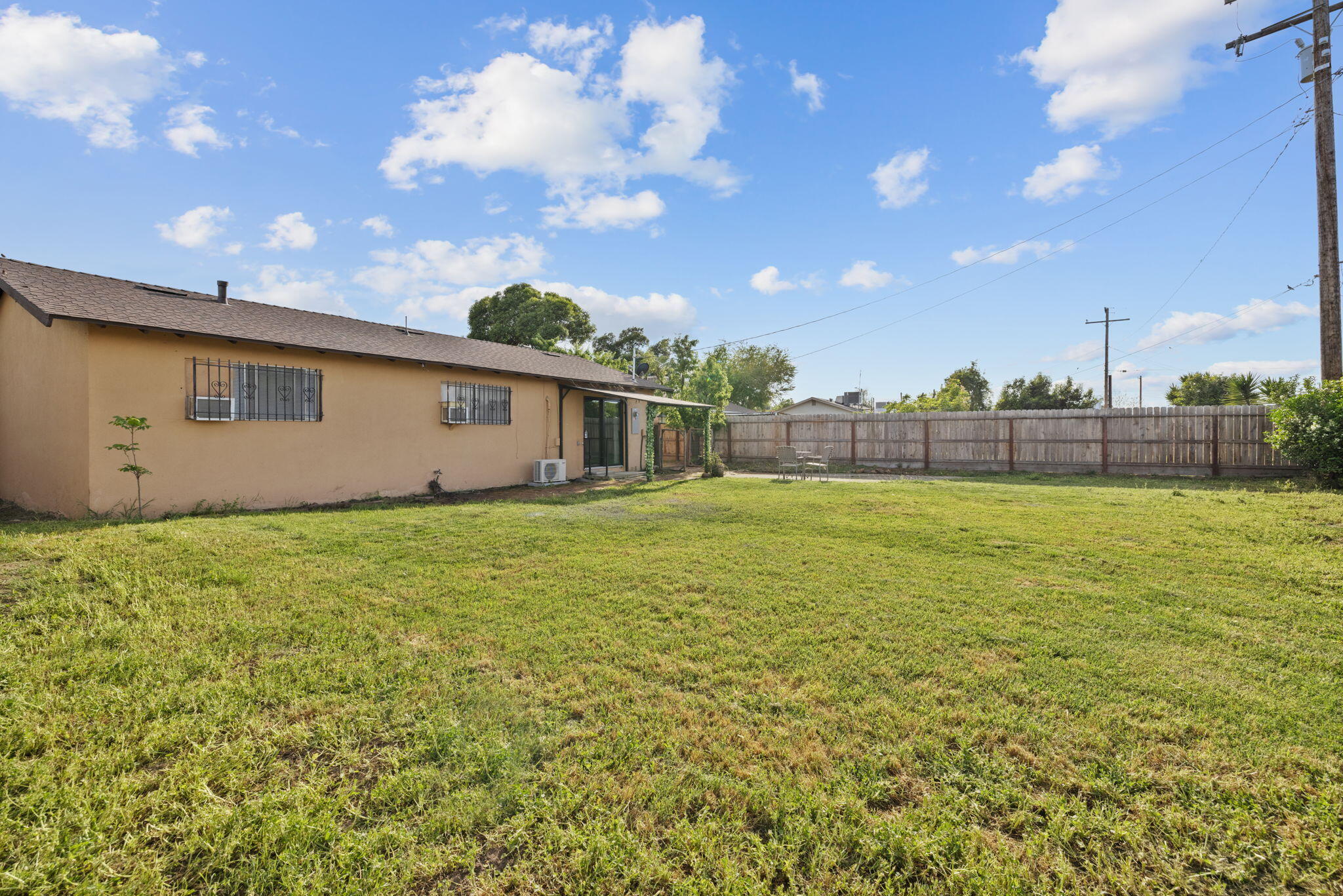 4312 W Dorothea Ave, Visalia, CA 93277
