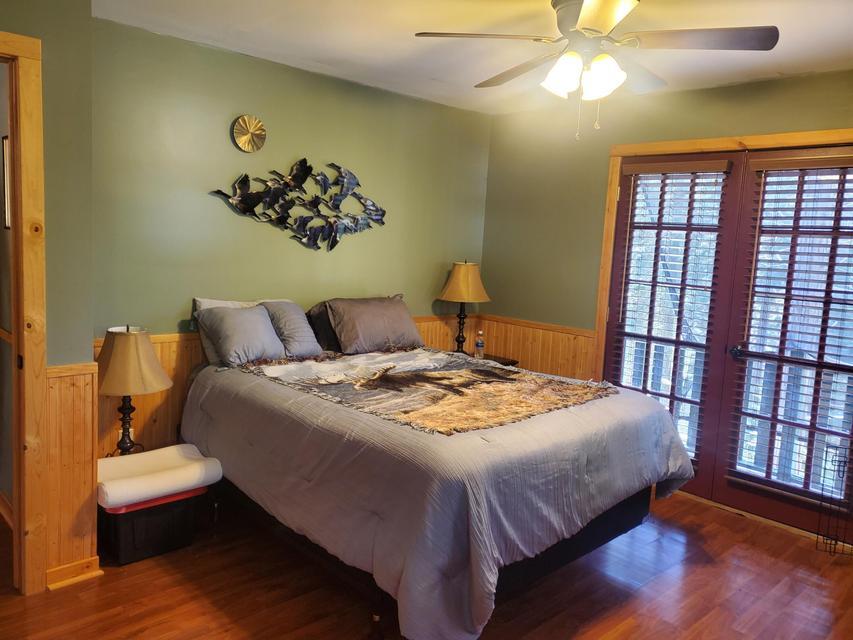 57926 Manzanita Trl, Badger, CA 93603