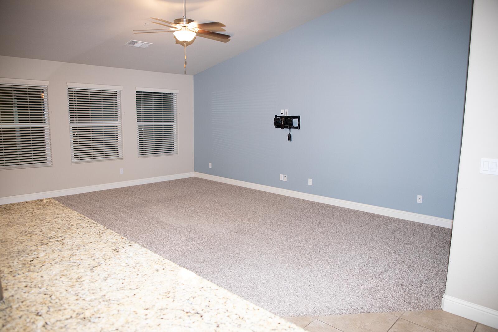 2508 N Kayenta Ct, Visalia, CA 93291