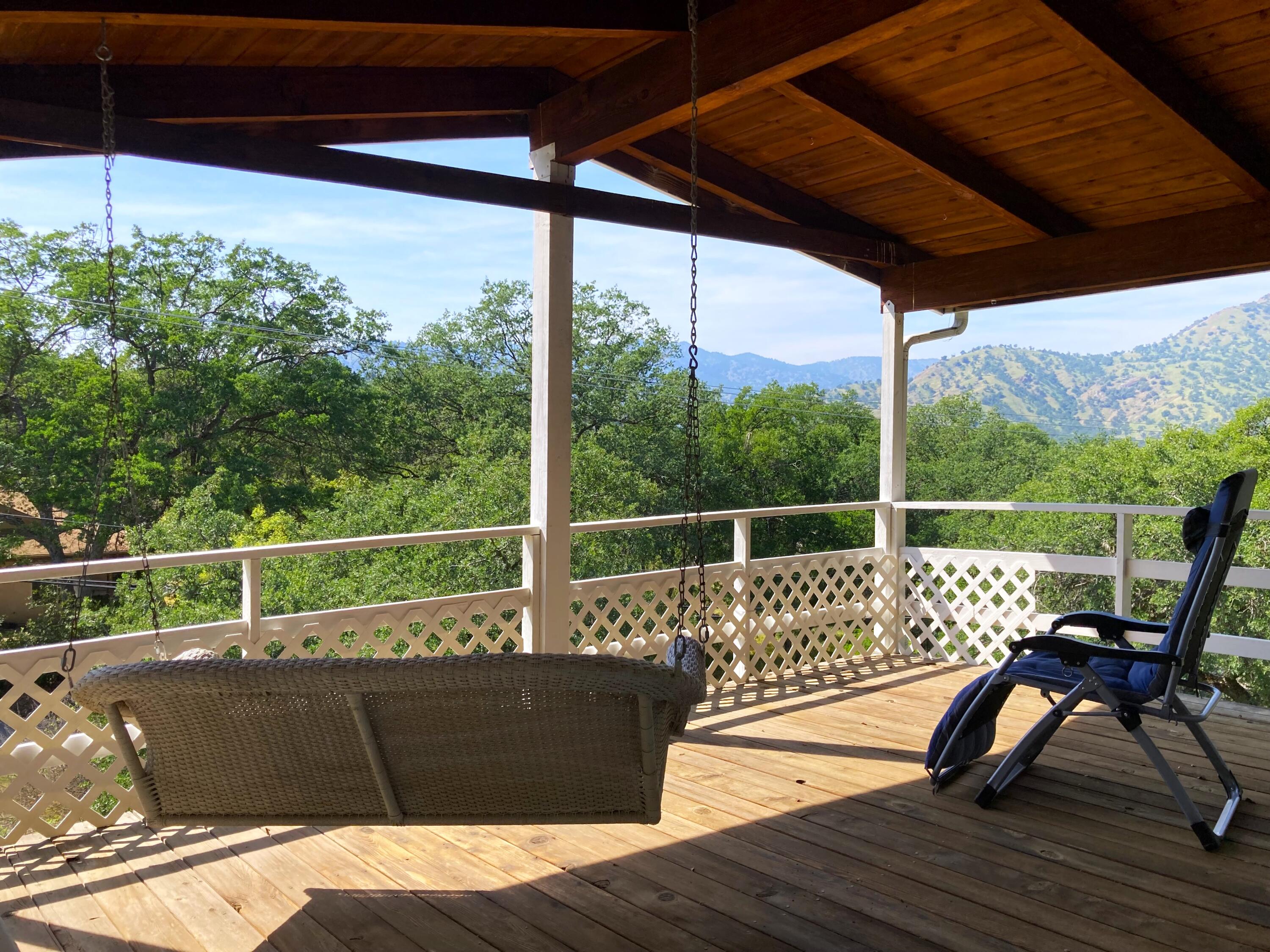 43669 Skyline Dr, Three Rivers, CA 93271