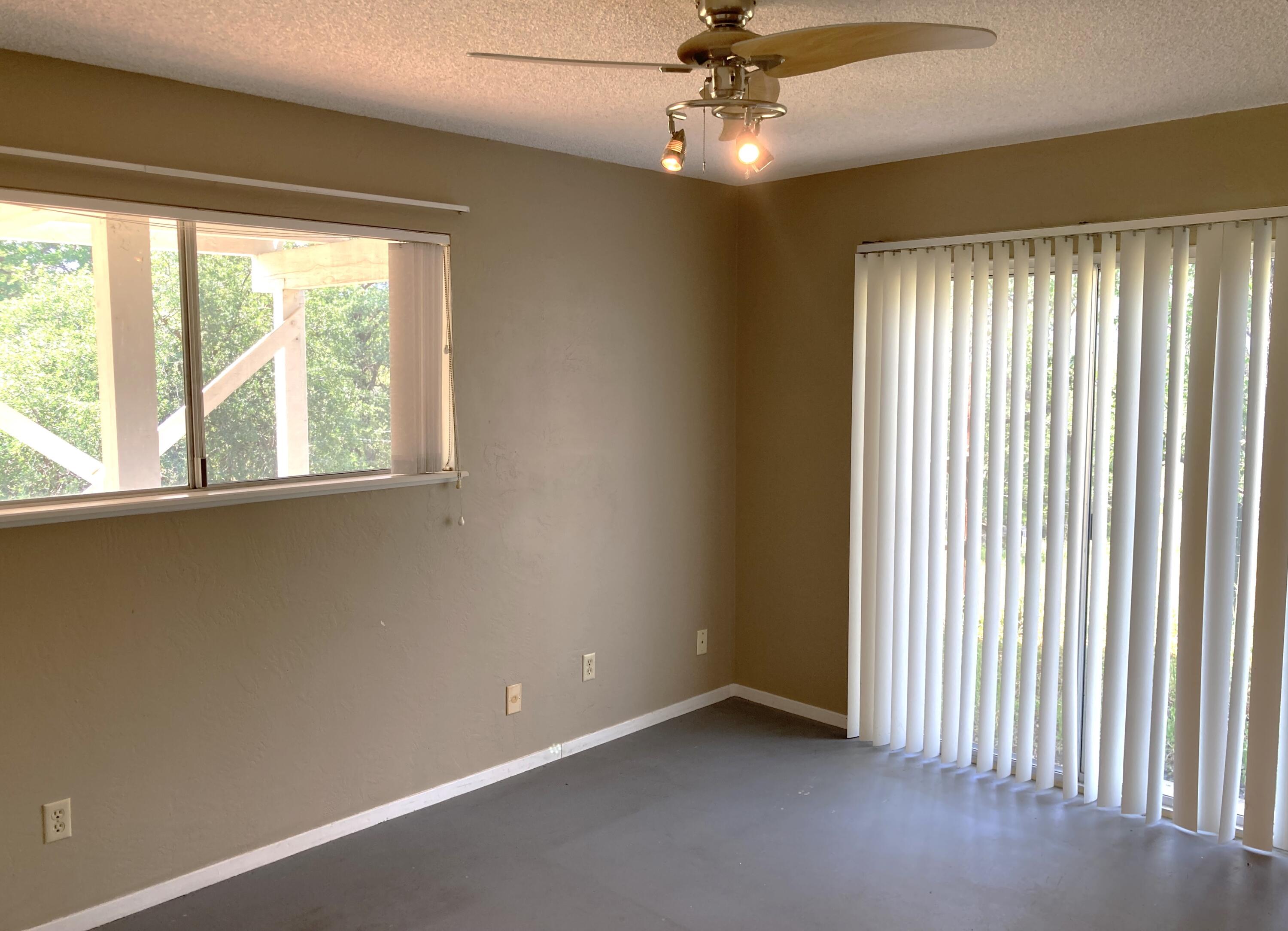 43669 Skyline Dr, Three Rivers, CA 93271