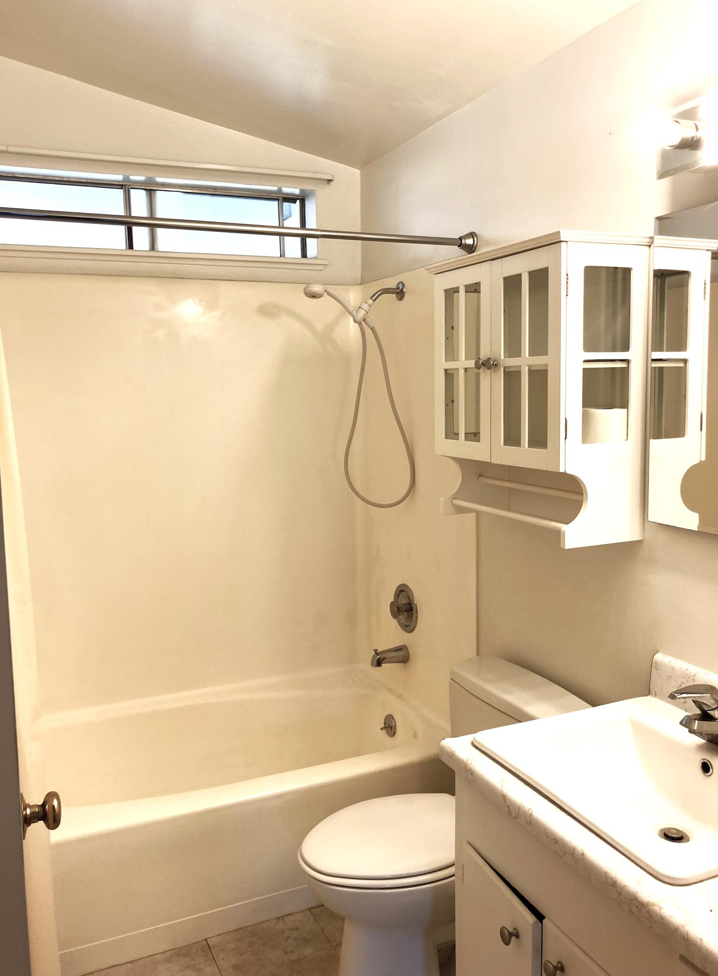 43669 Skyline Dr, Three Rivers, CA 93271