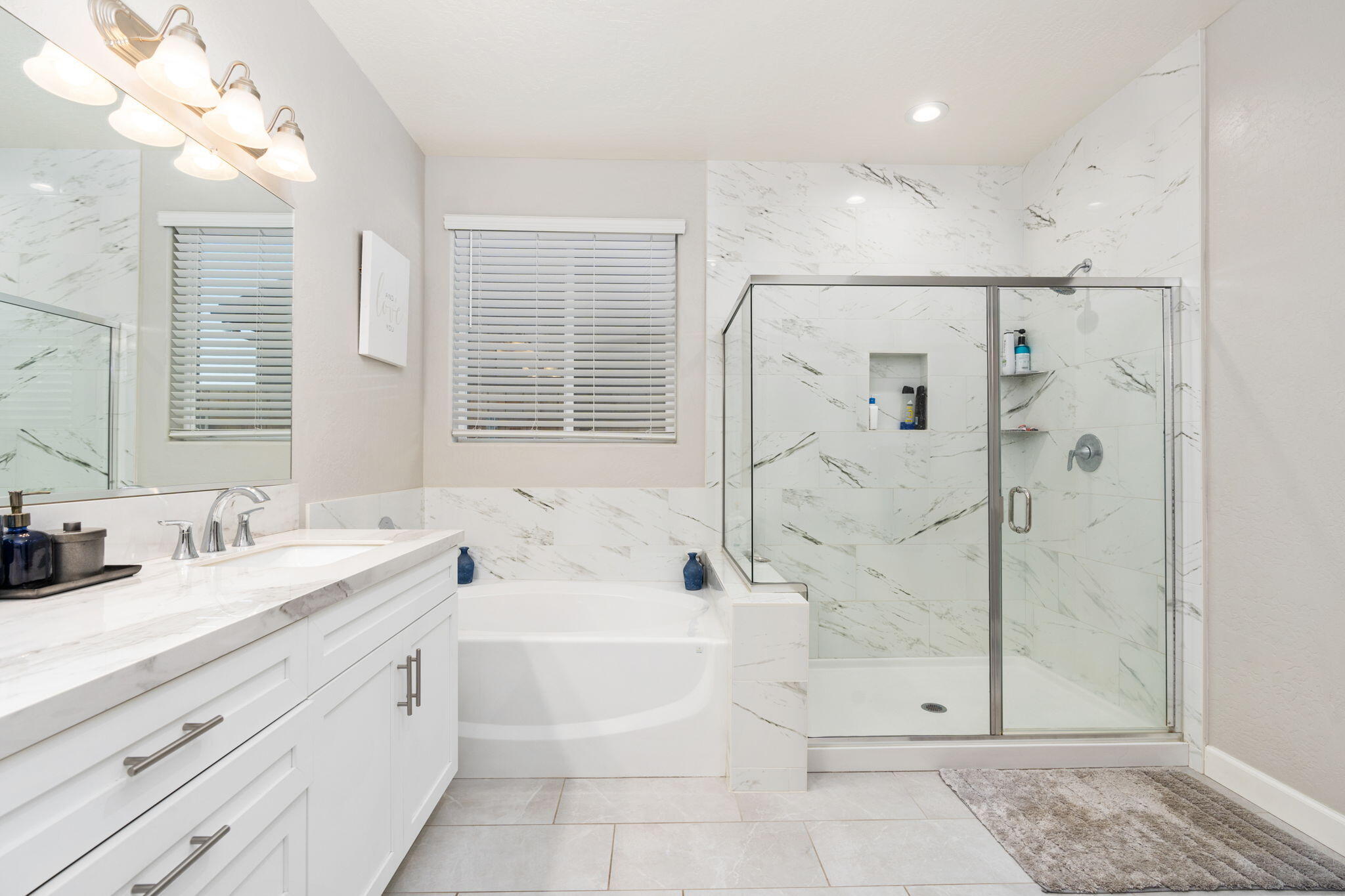 2124 Cortner St, Hanford, CA 93230