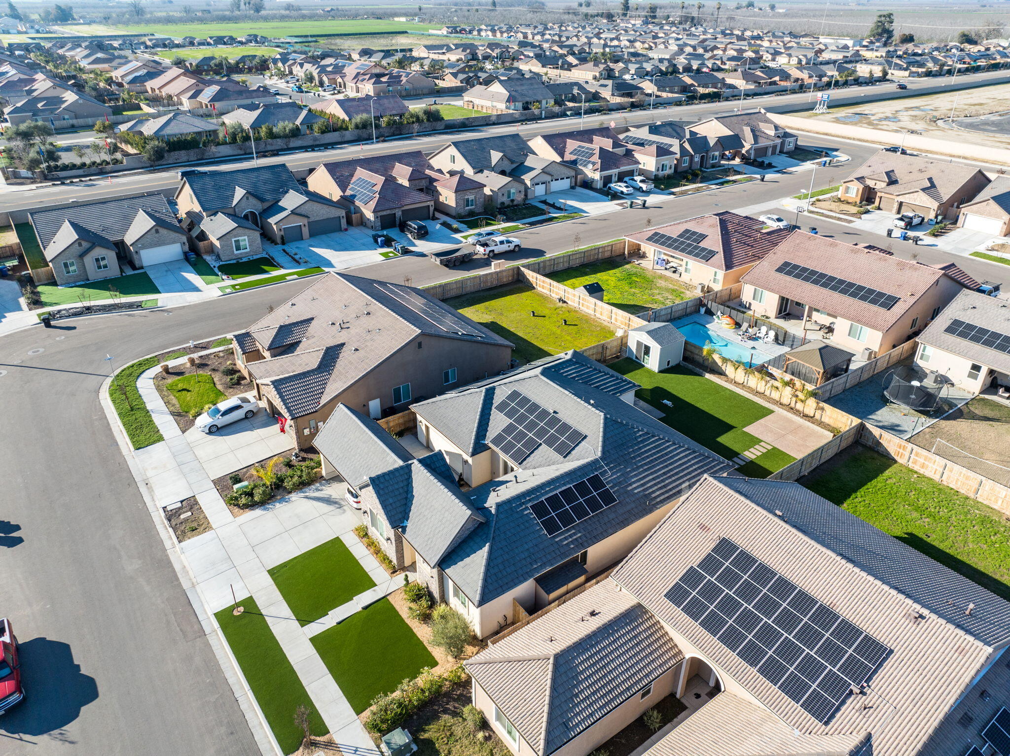 2124 Cortner St, Hanford, CA 93230