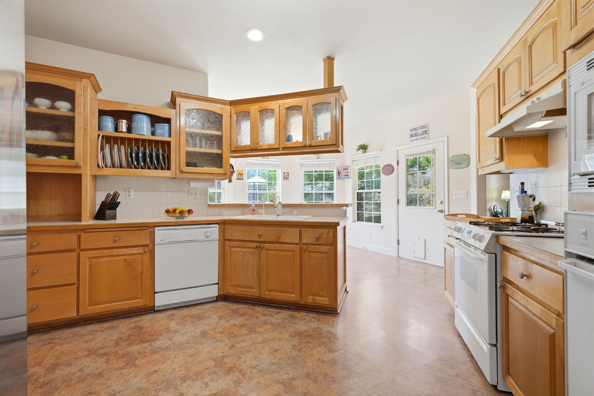 32265 Pleasant Oak Dr, Springville, CA 93265