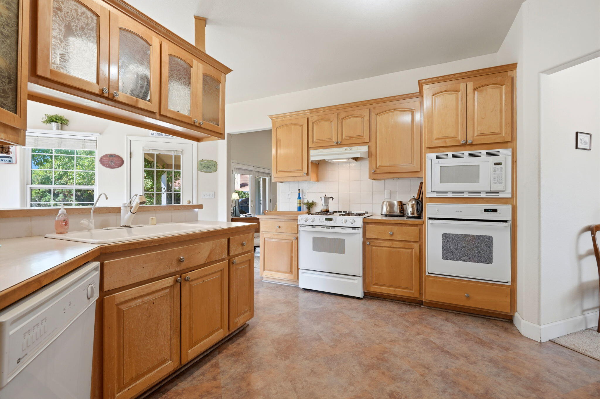 32265 Pleasant Oak Dr, Springville, CA 93265