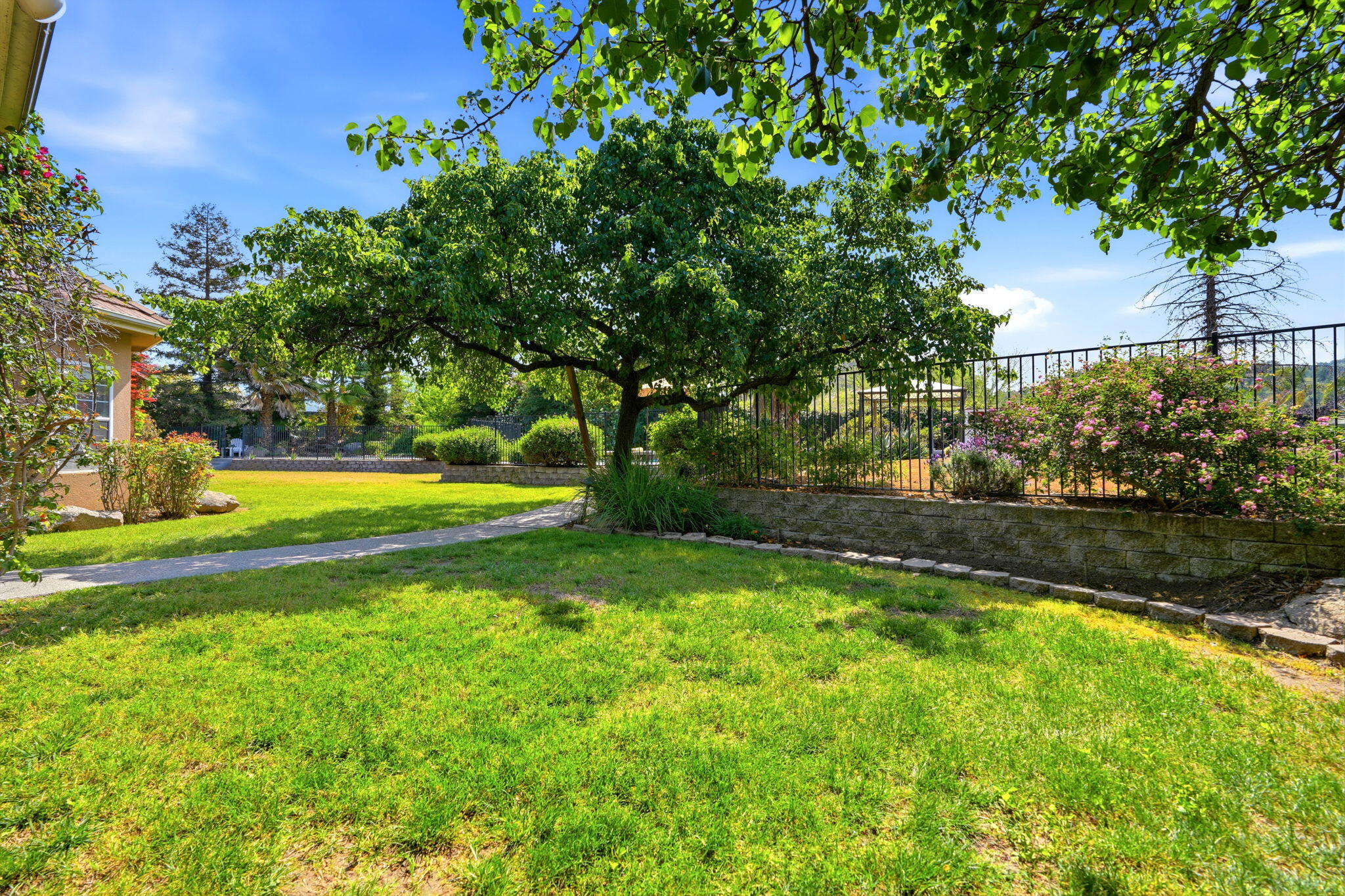 32265 Pleasant Oak Dr, Springville, CA 93265