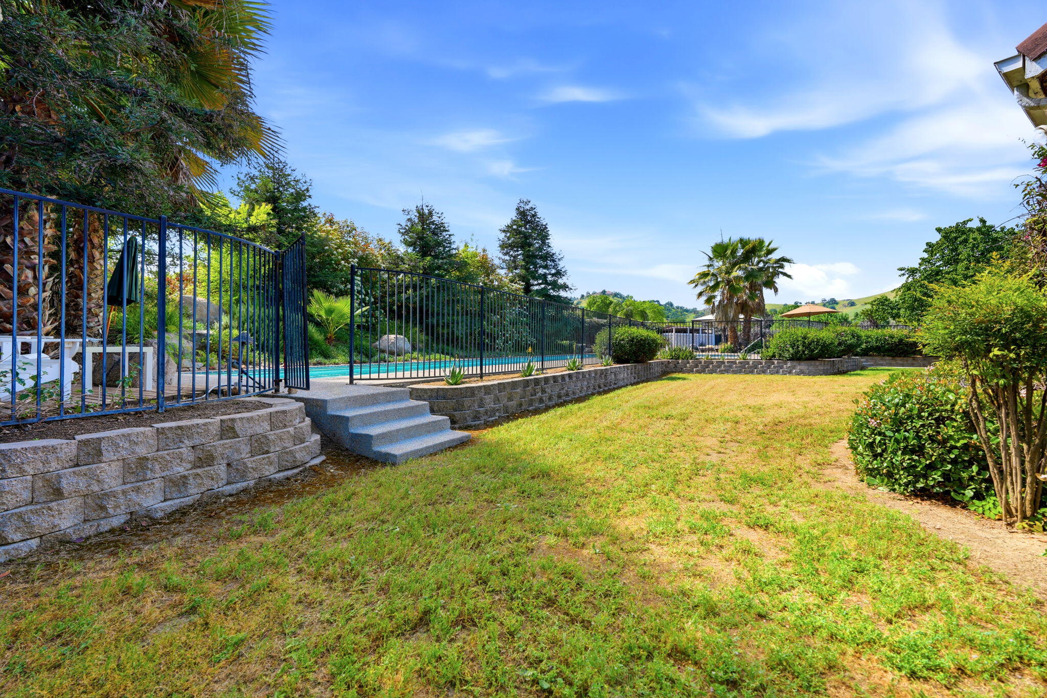 32265 Pleasant Oak Dr, Springville, CA 93265