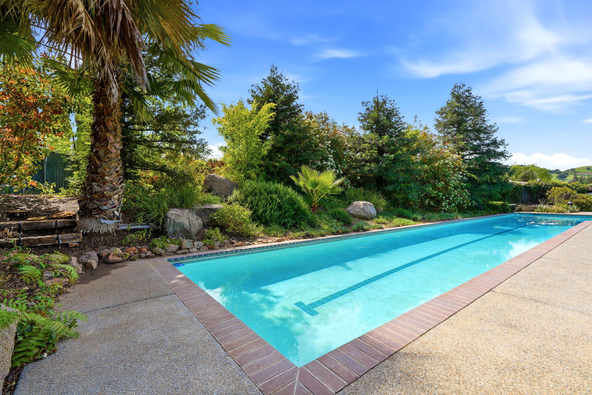 32265 Pleasant Oak Dr, Springville, CA 93265