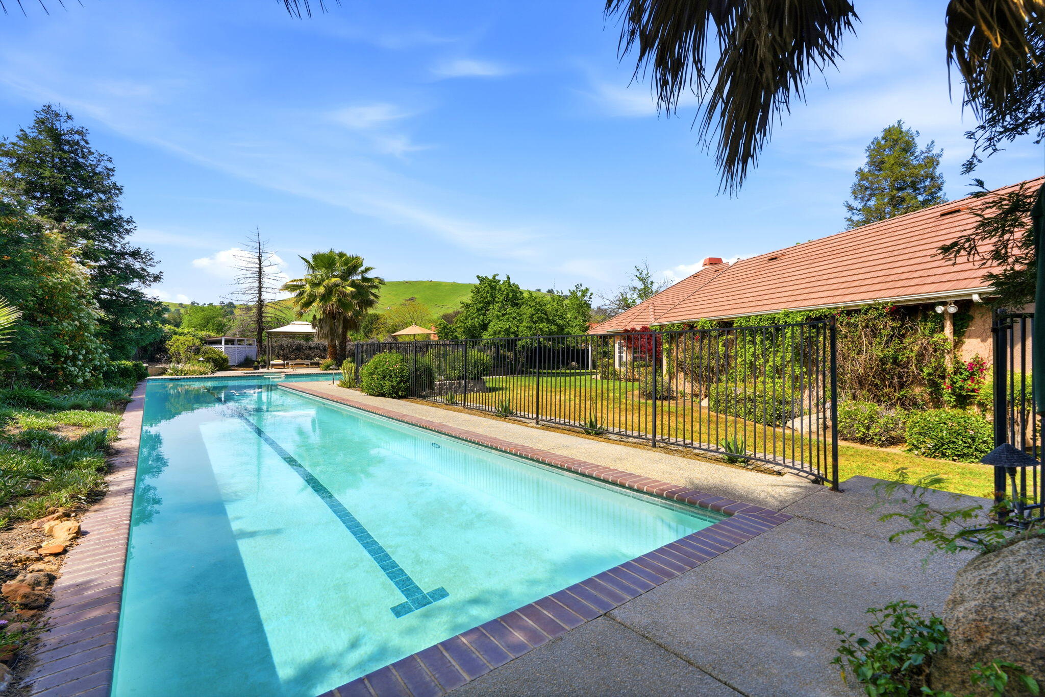 32265 Pleasant Oak Dr, Springville, CA 93265