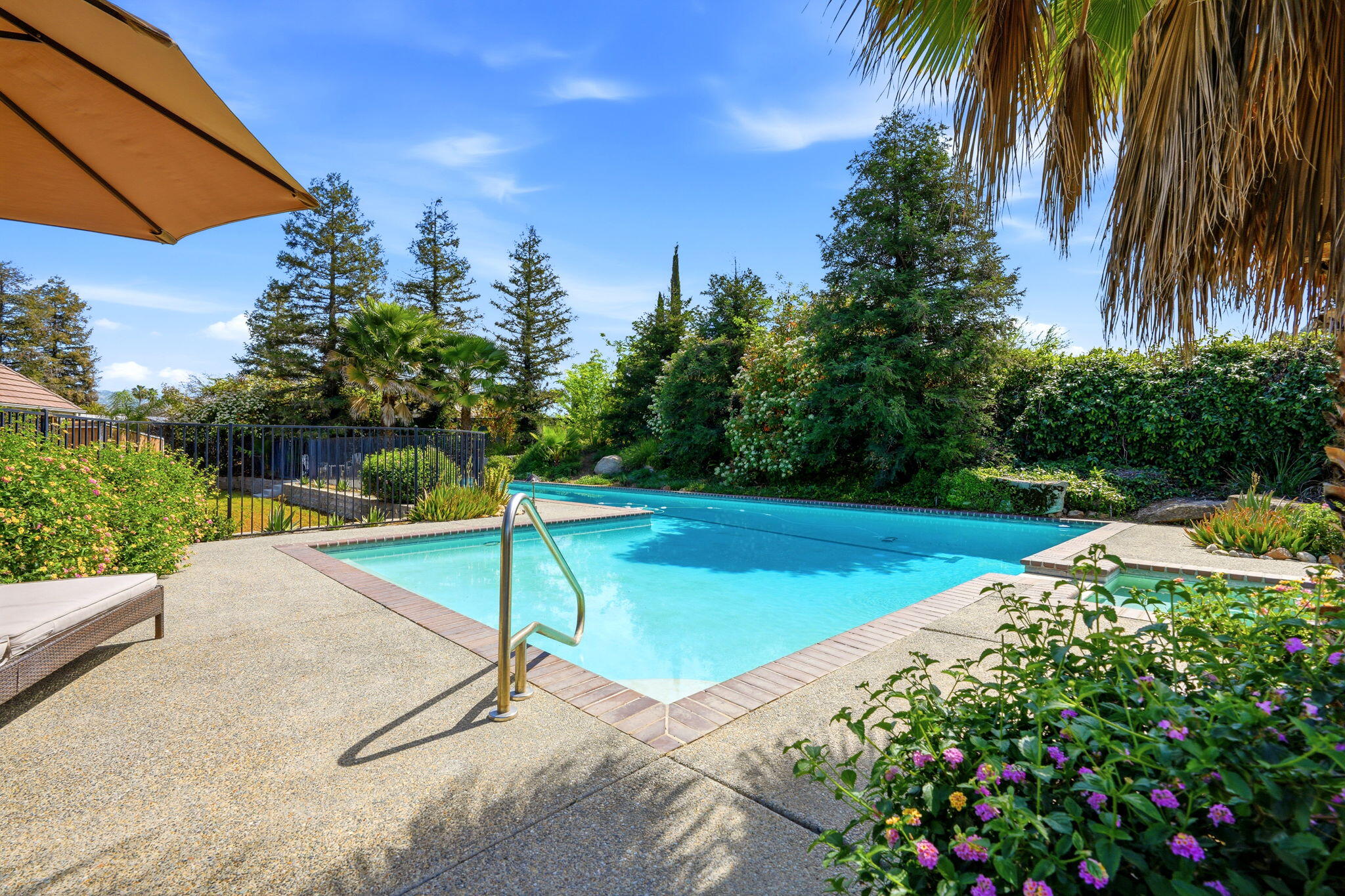 32265 Pleasant Oak Dr, Springville, CA 93265