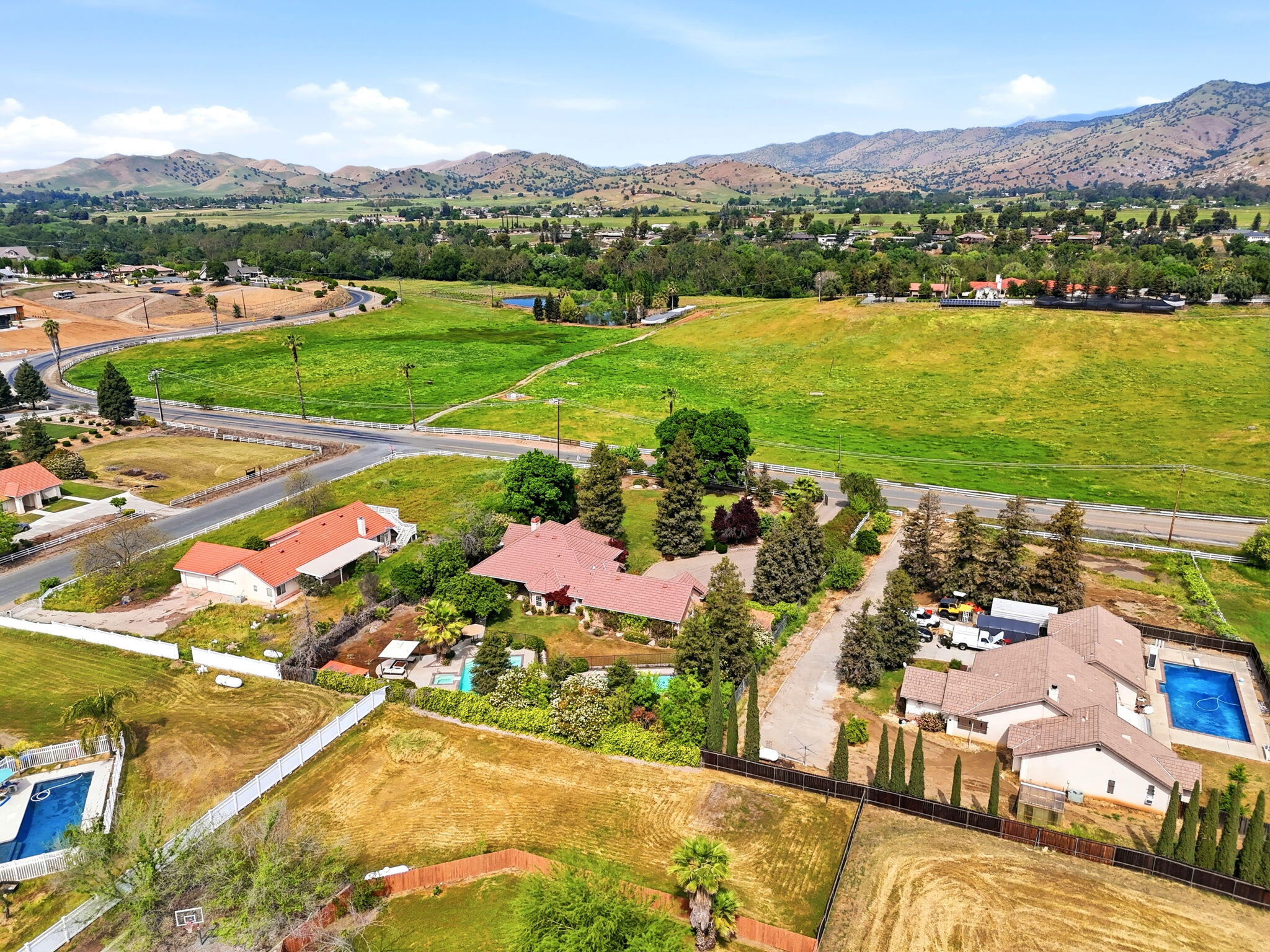 32265 Pleasant Oak Dr, Springville, CA 93265