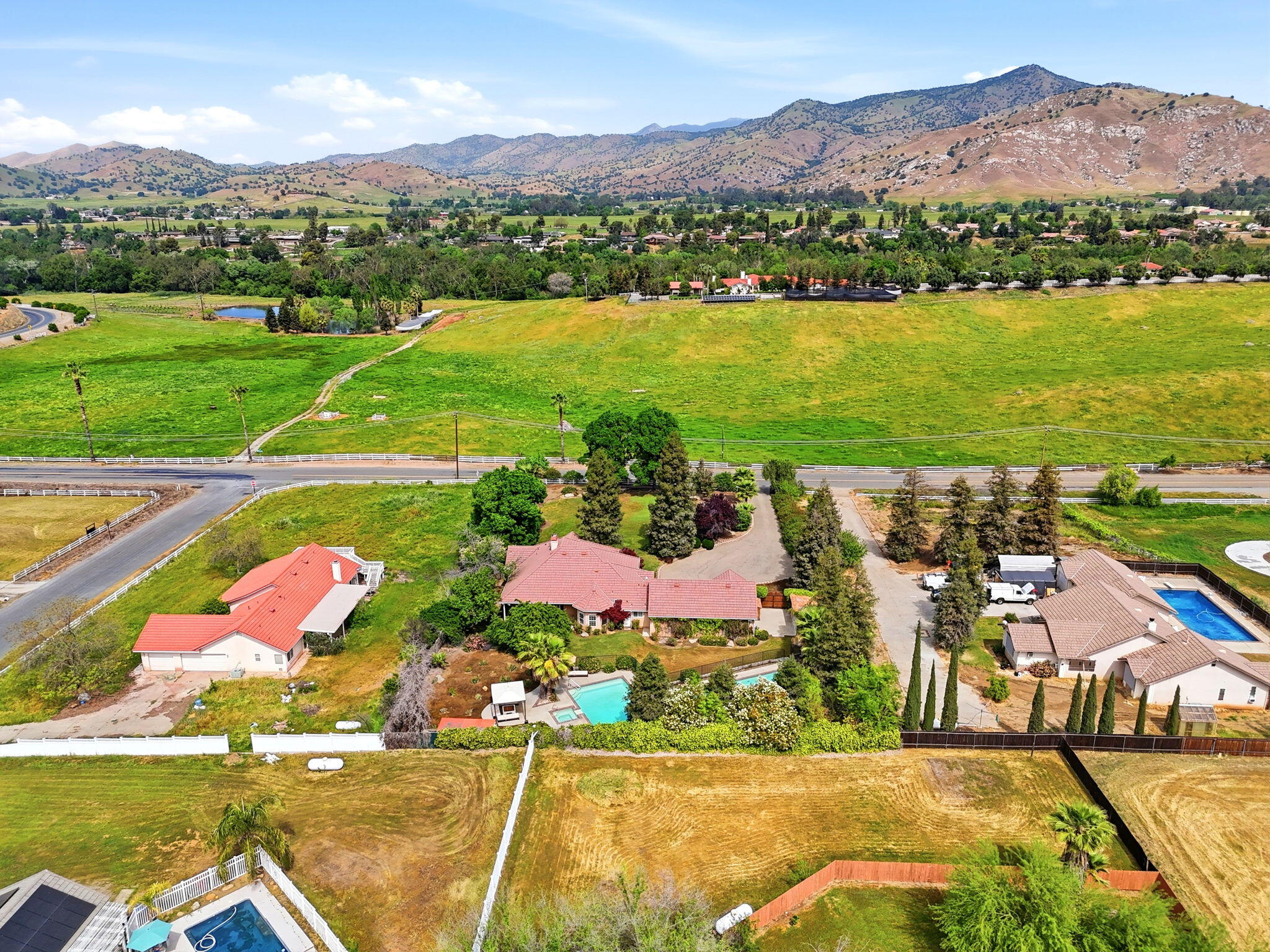 32265 Pleasant Oak Dr, Springville, CA 93265