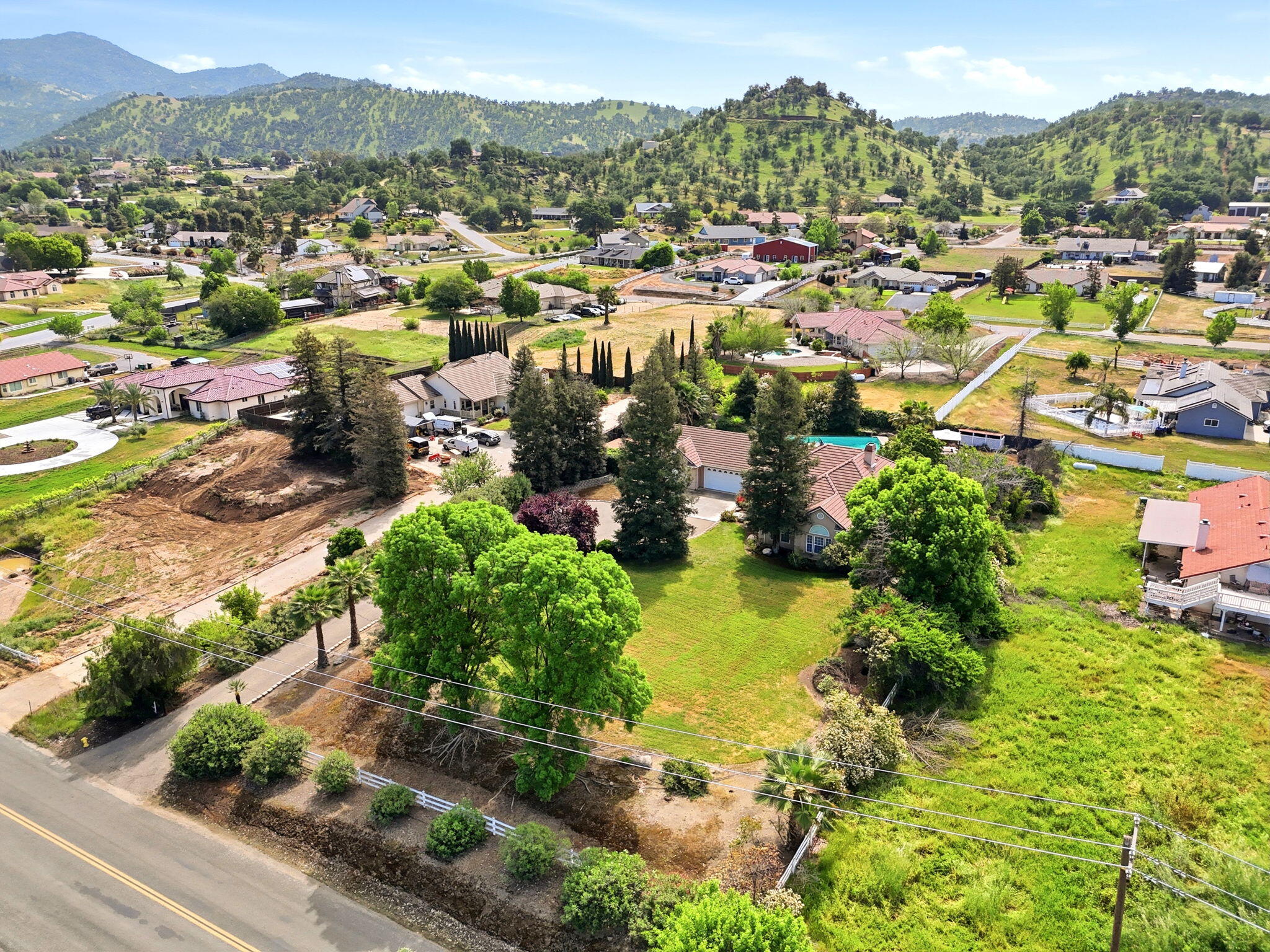 32265 Pleasant Oak Dr, Springville, CA 93265