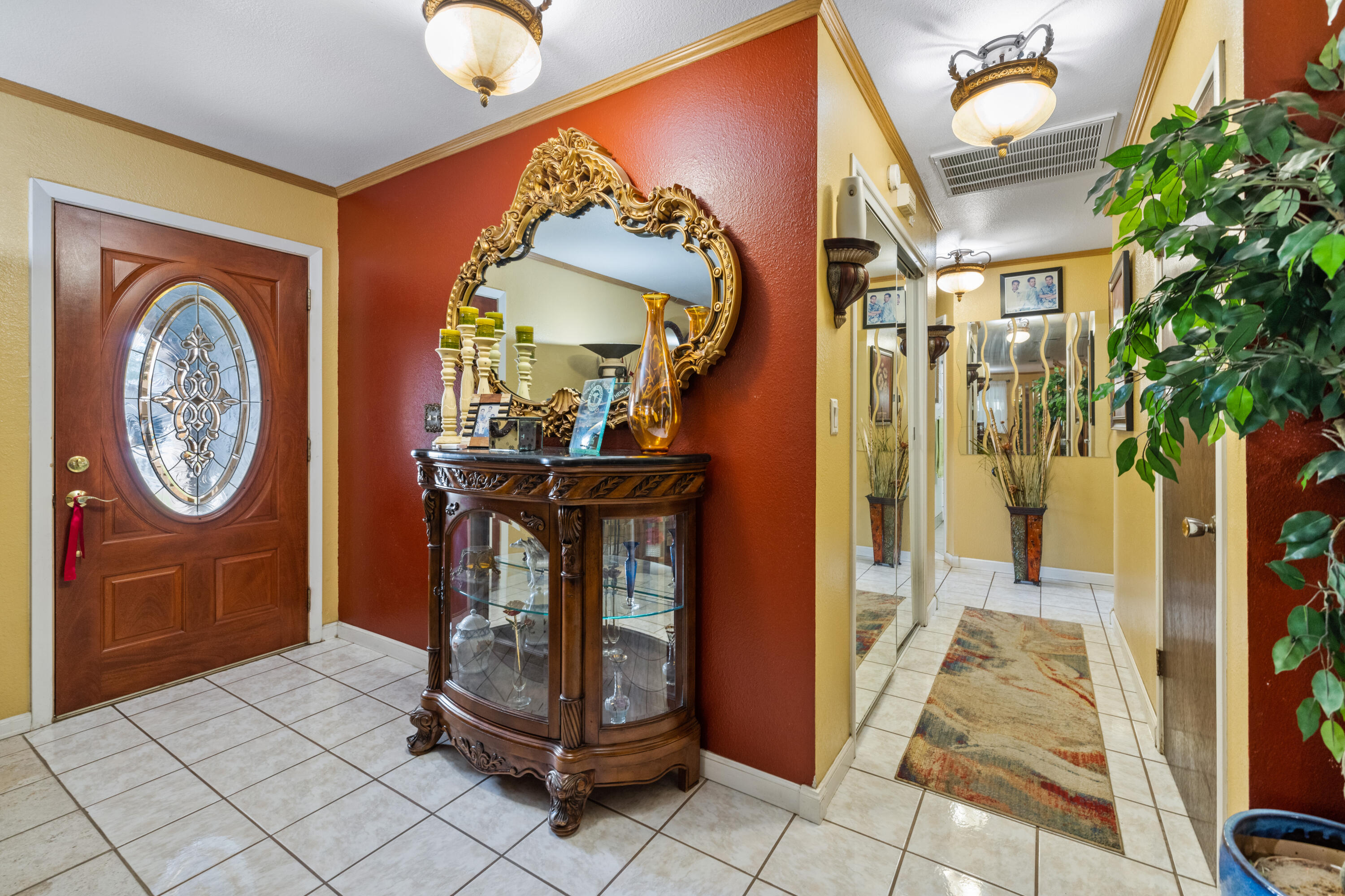 1722 W La Vida, Visalia, CA 93277