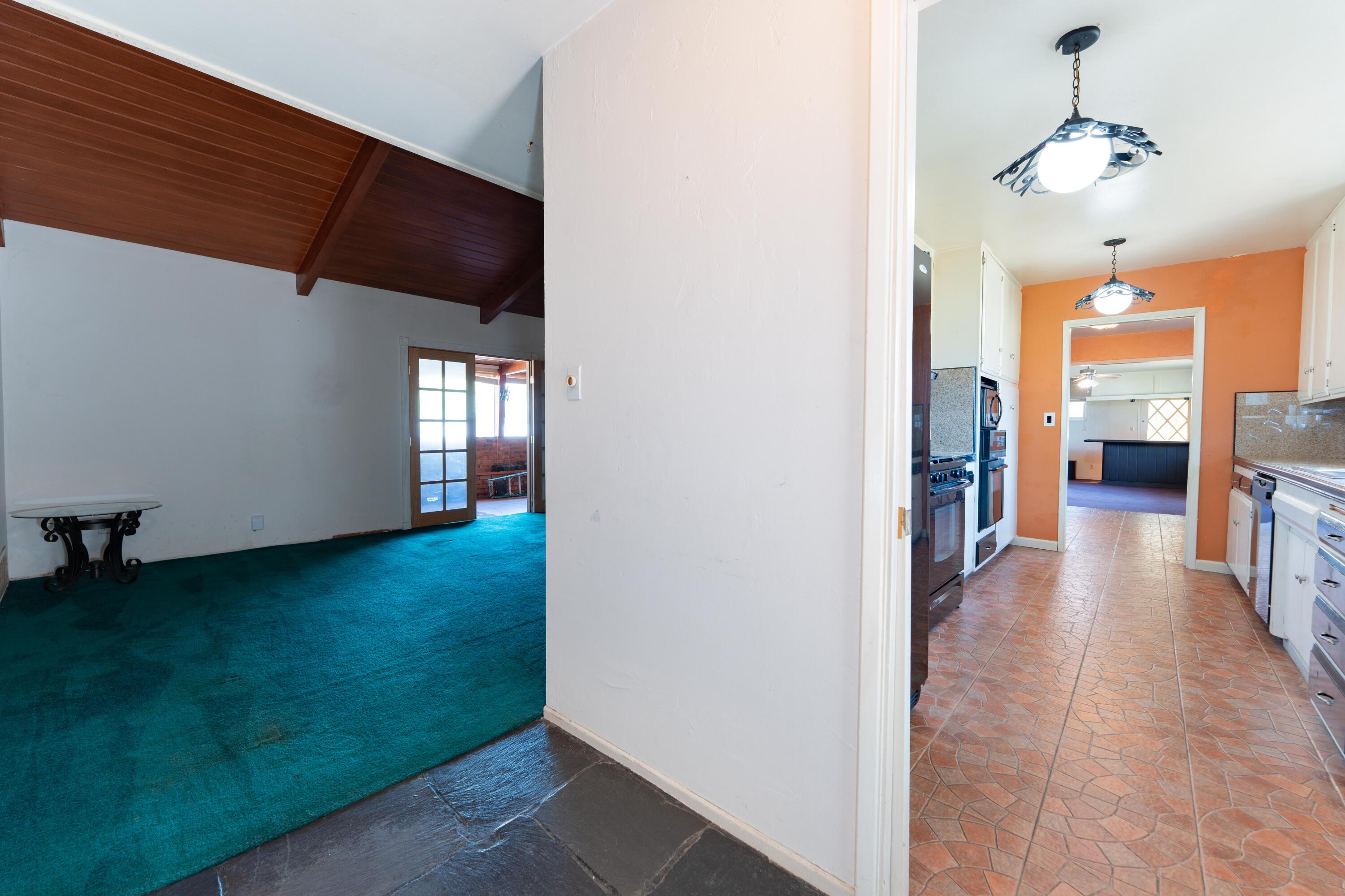 1817 8th Ave, Delano, CA 93215