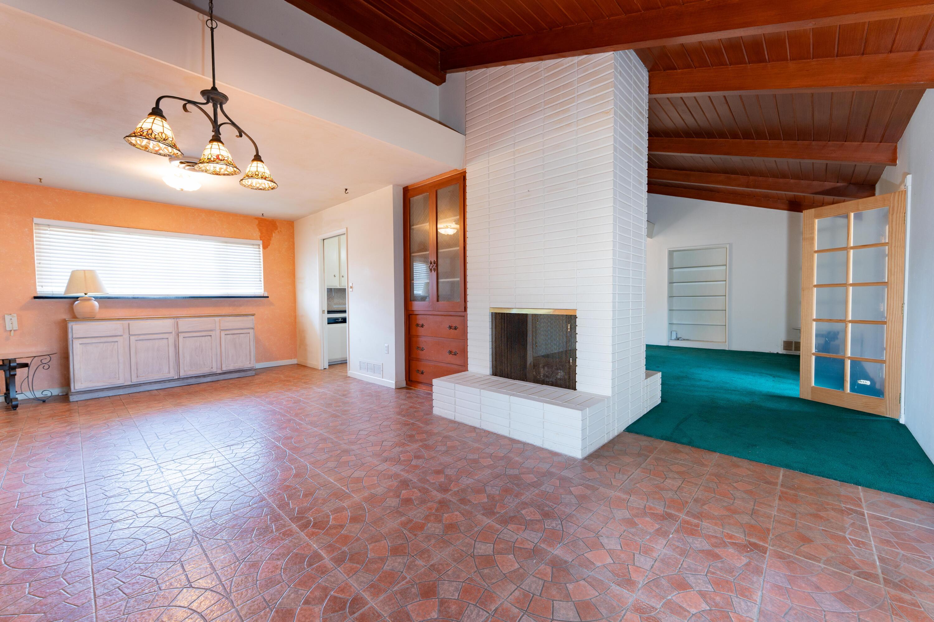 1817 8th Ave, Delano, CA 93215