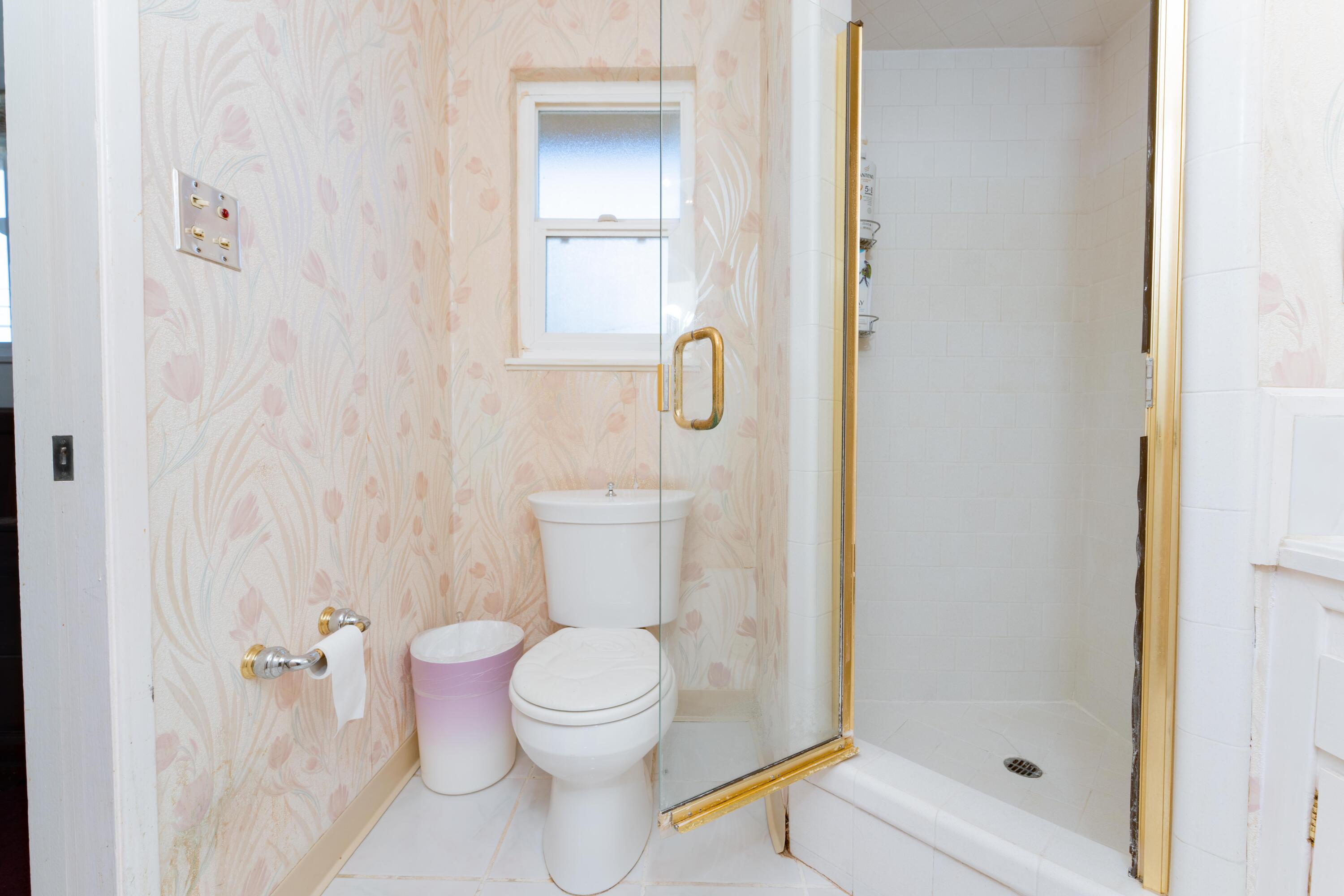 1817 8th Ave, Delano, CA 93215