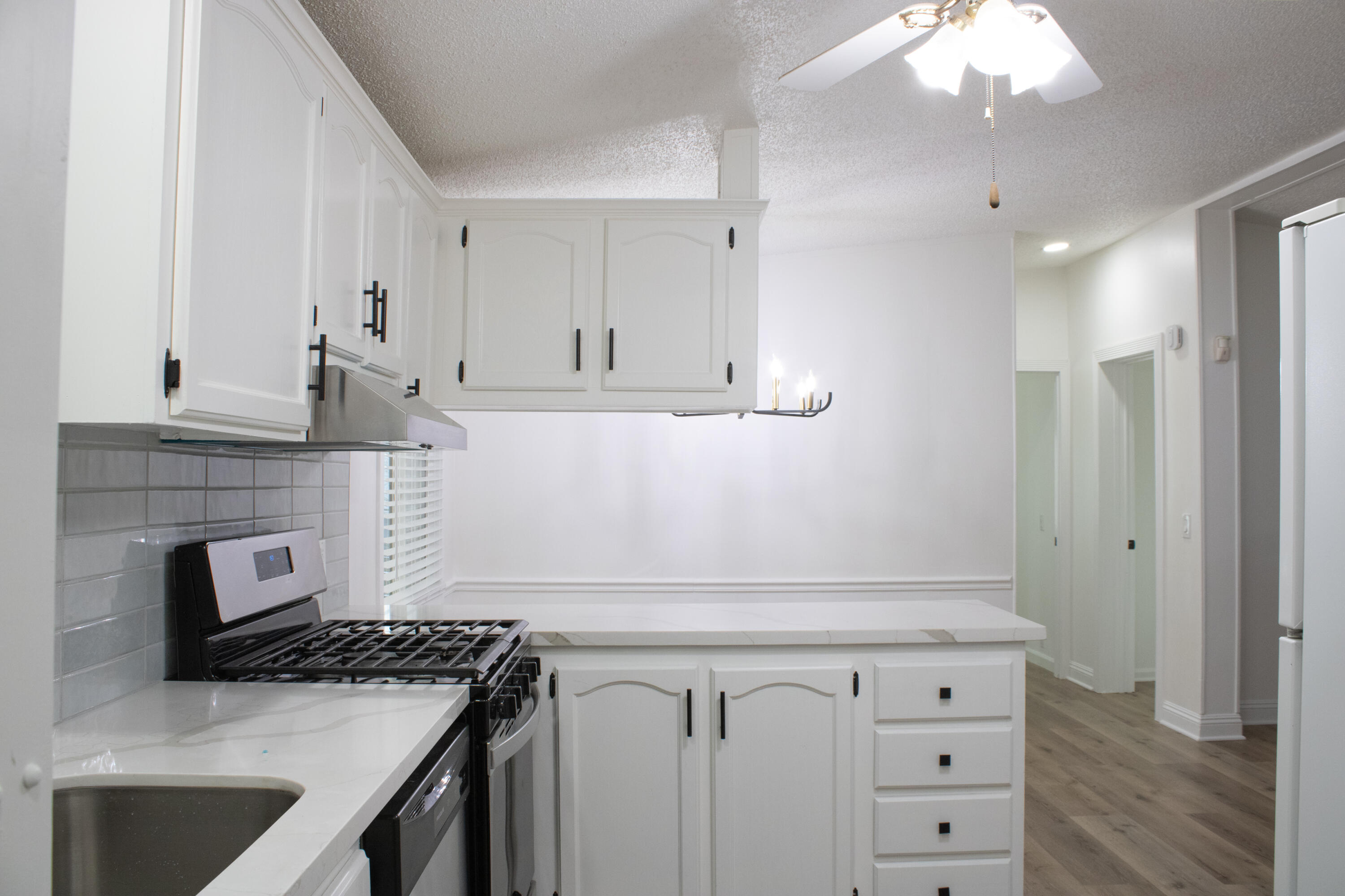 415 N Akers St, Visalia, CA 93291