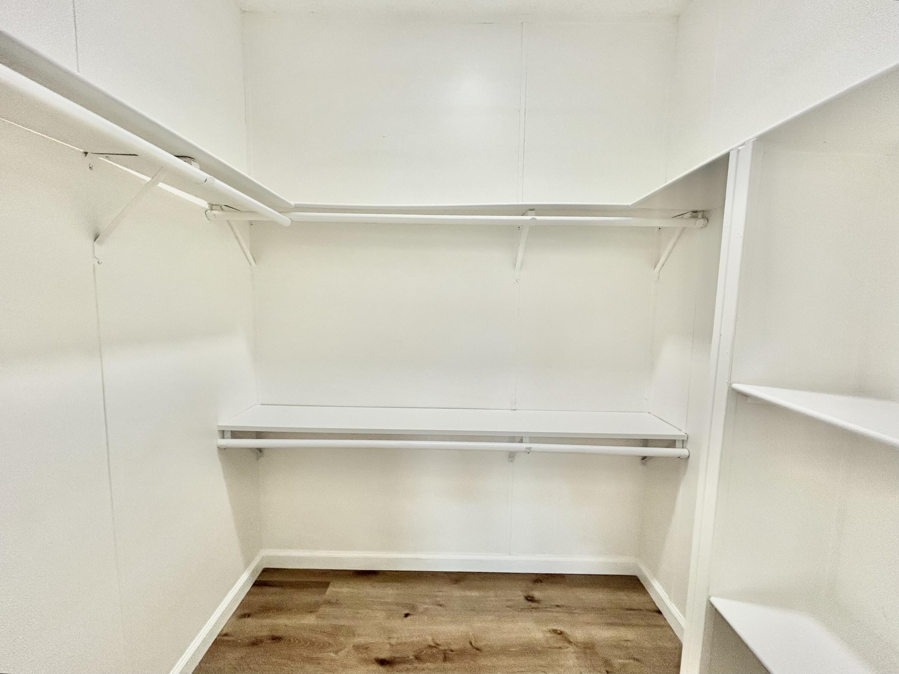 415 N Akers St, Visalia, CA 93291