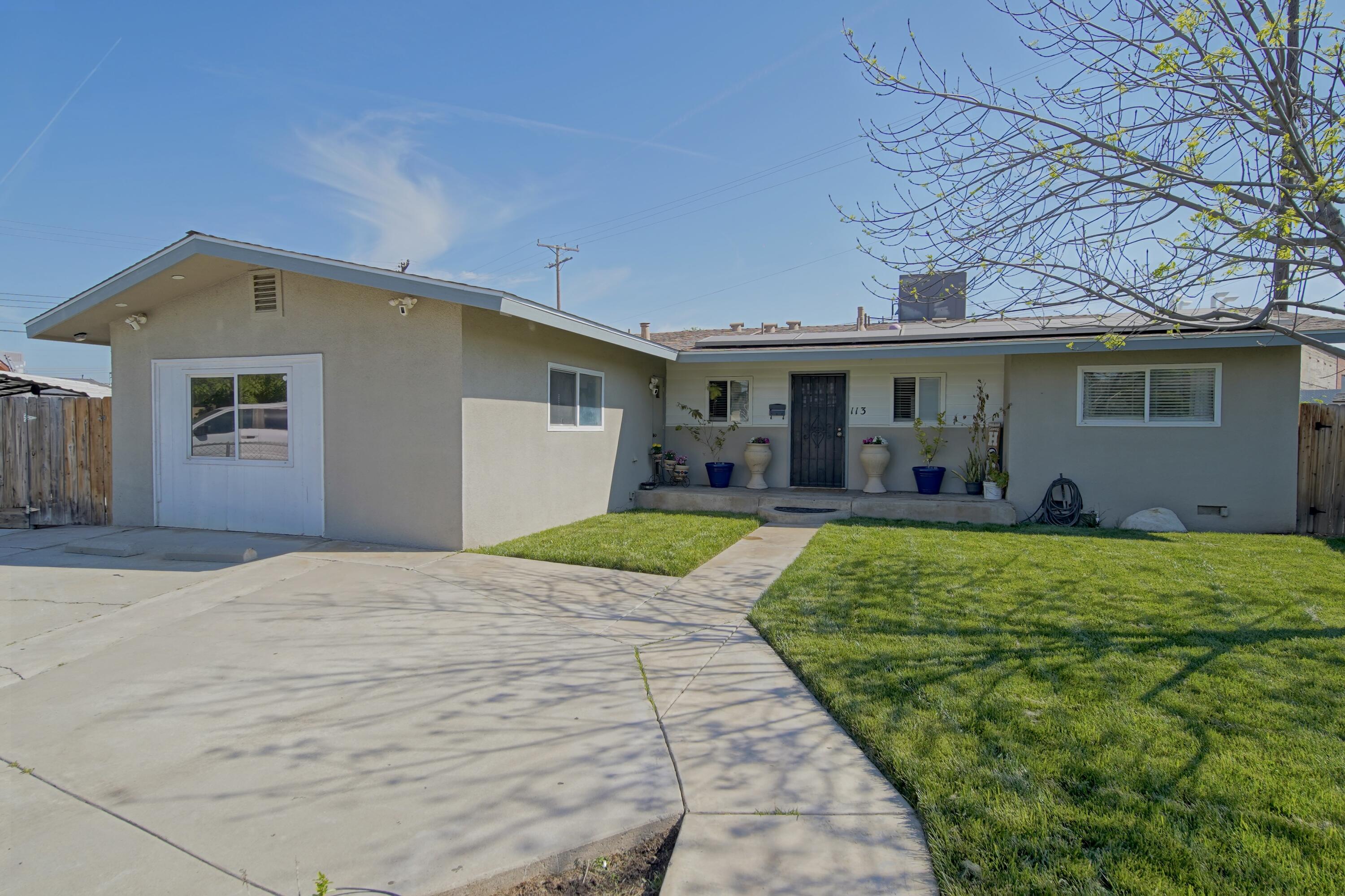 113 Bryant Ct, Exeter, CA 93221