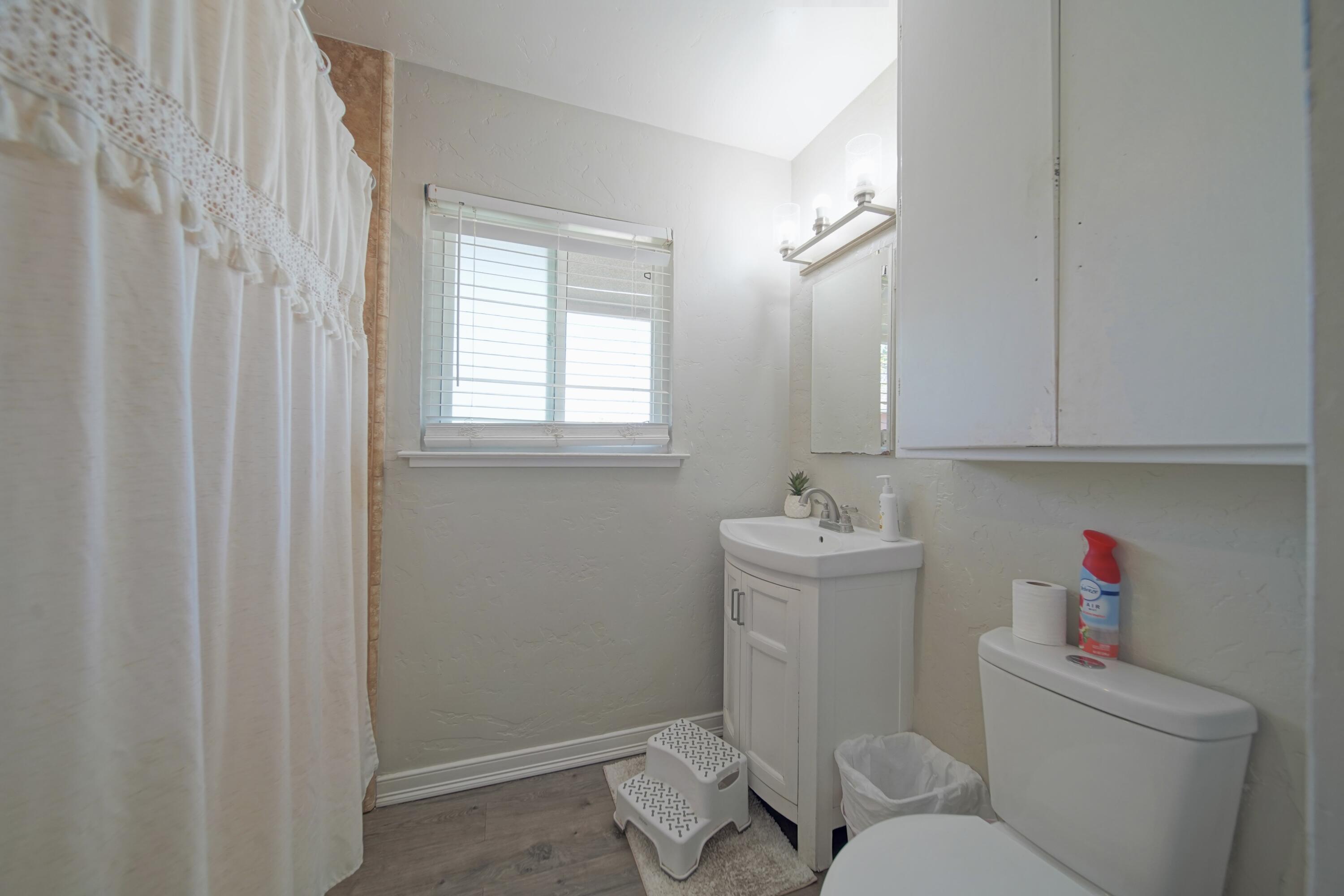 113 Bryant Ct, Exeter, CA 93221