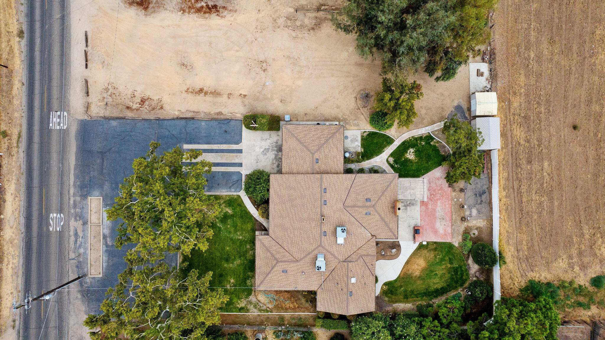 1714 N Blythe Ave, Fresno, CA 93722