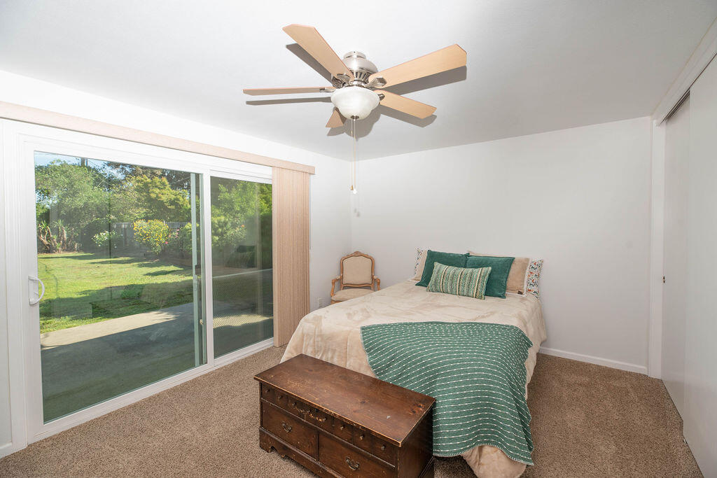 14892 Lipson Ave, Visalia, CA 93292