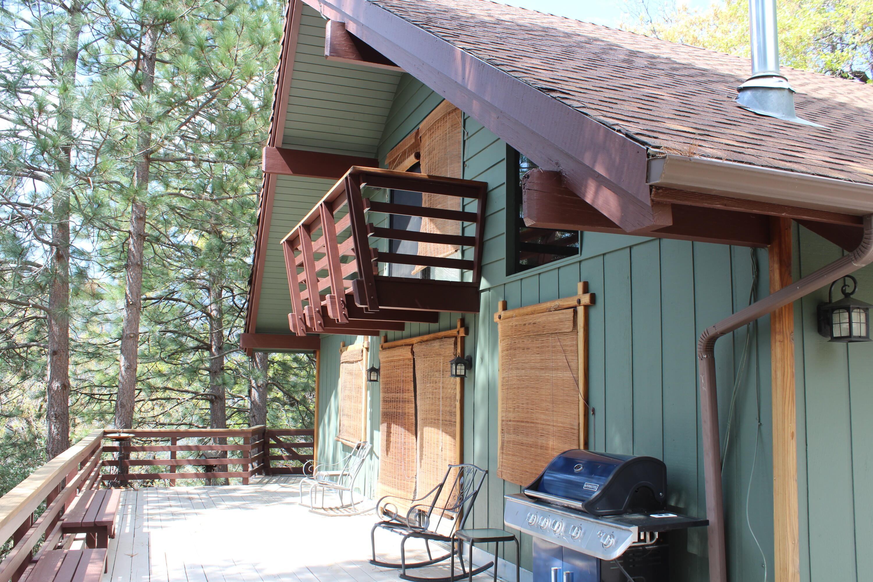 475 John Lewis Dr, Pierpoint Springs, CA 93265