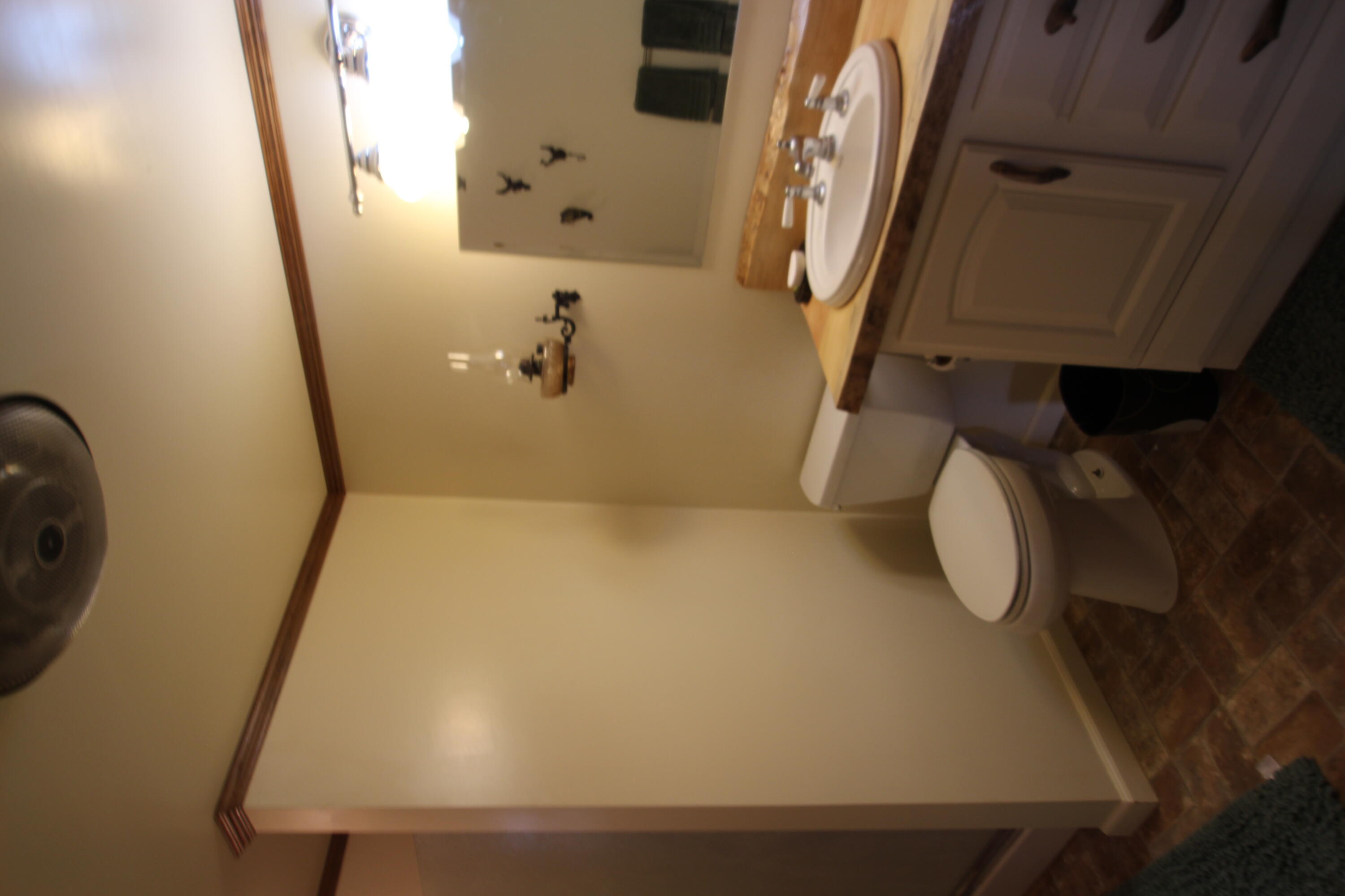 475 John Lewis Dr, Pierpoint Springs, CA 93265