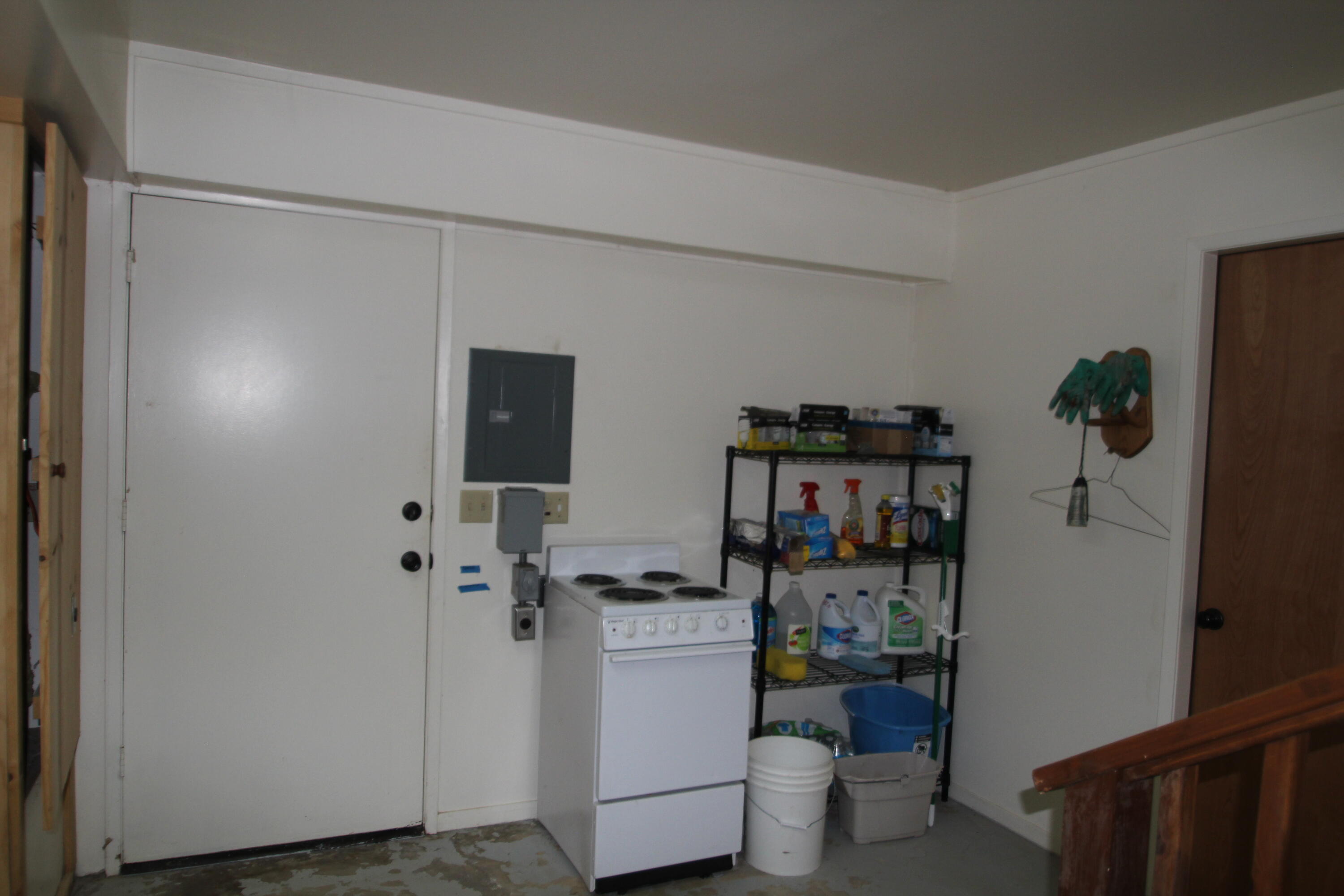 475 John Lewis Dr, Pierpoint Springs, CA 93265