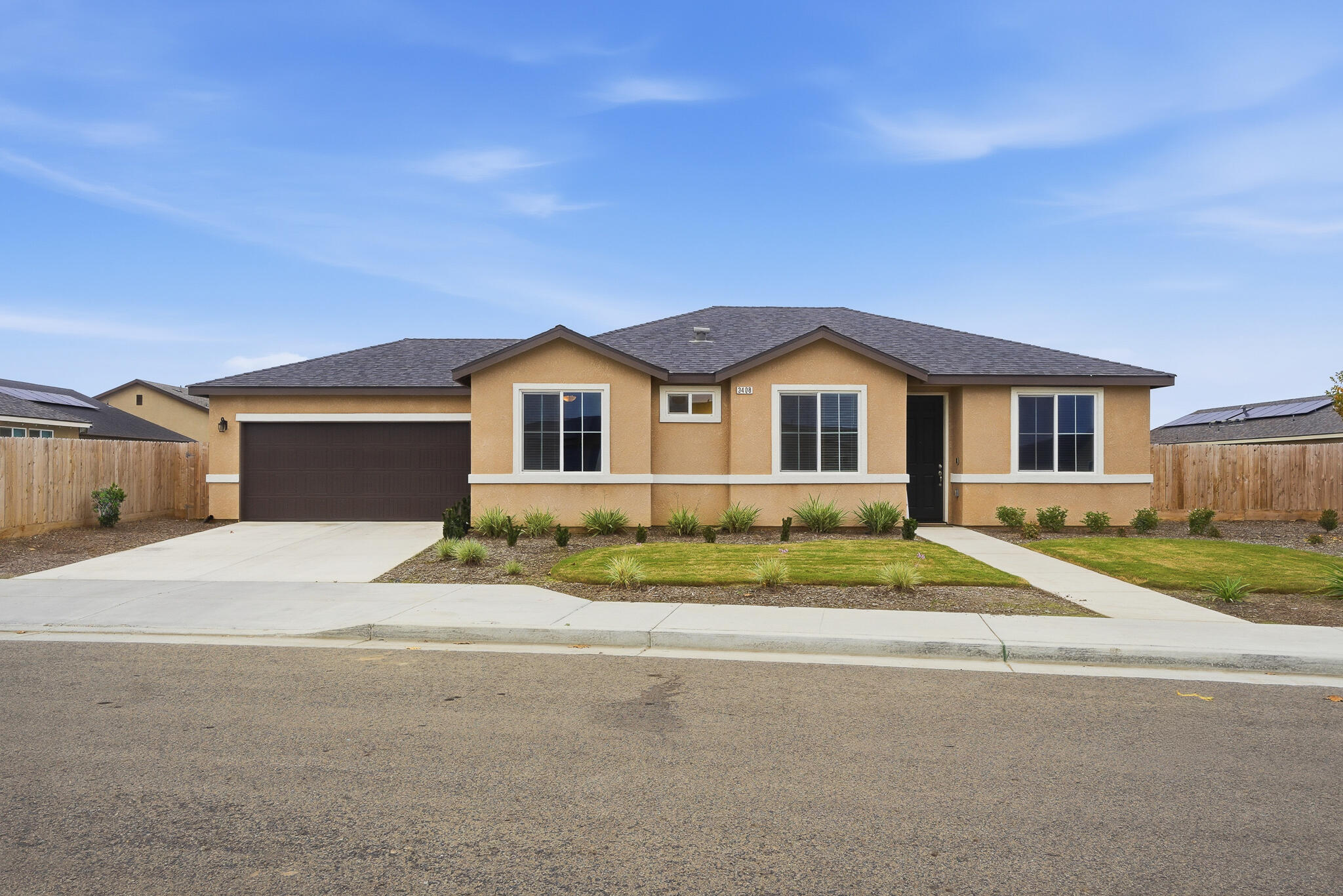 3408 Dorset St, Tulare, CA 93274