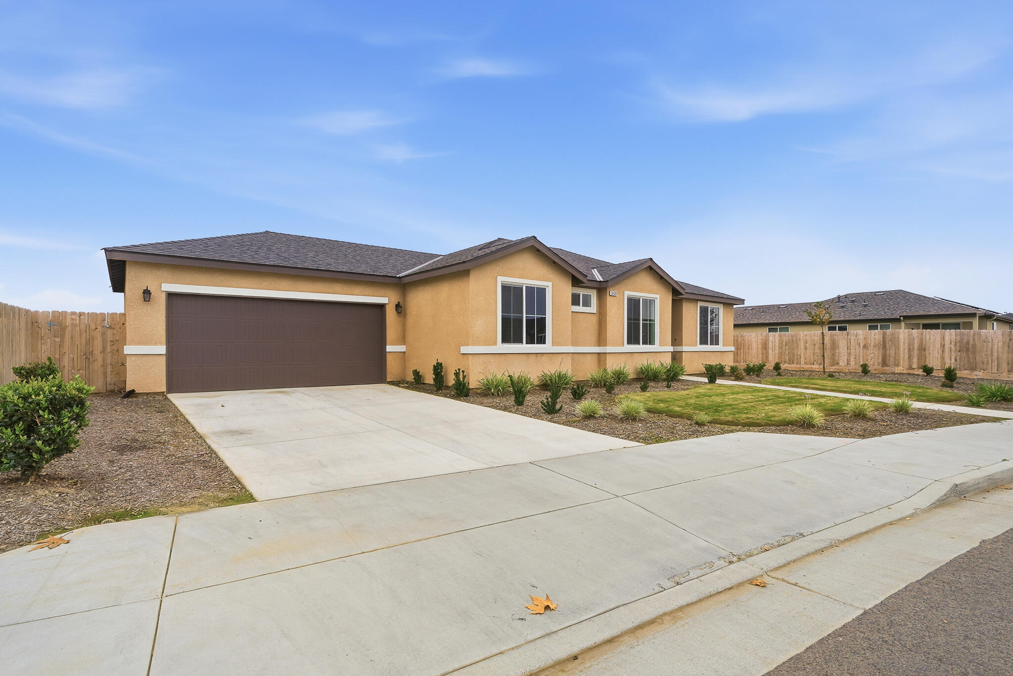 3408 Dorset St, Tulare, CA 93274