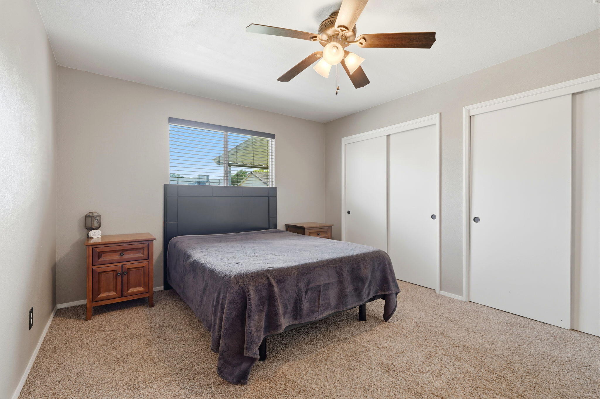 1003 Edison Dr, Hanford, CA 93230