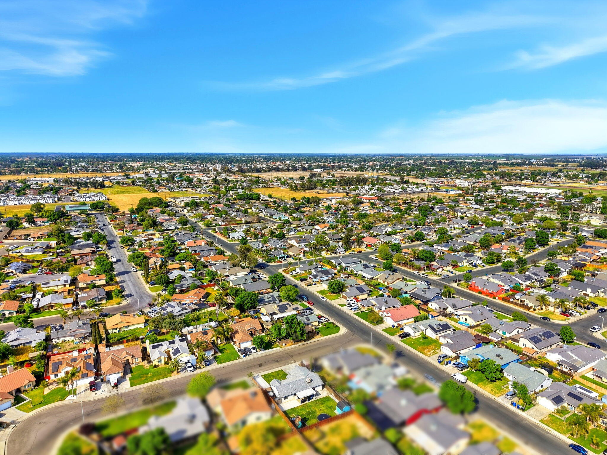 1003 Edison Dr, Hanford, CA 93230