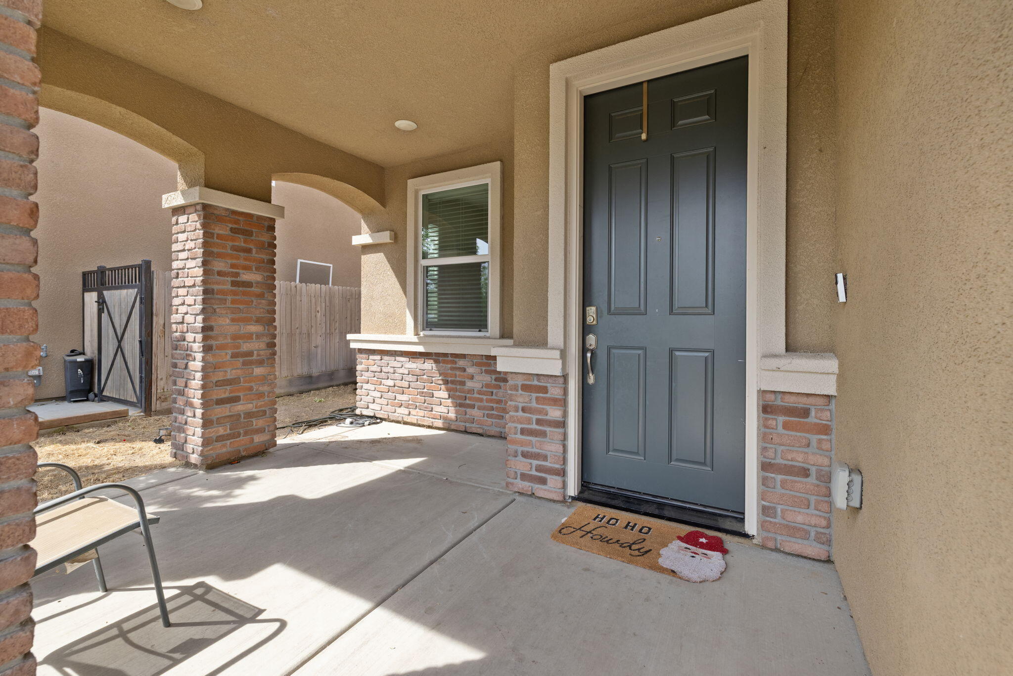 641 S Laguna St, Visalia, CA 93292