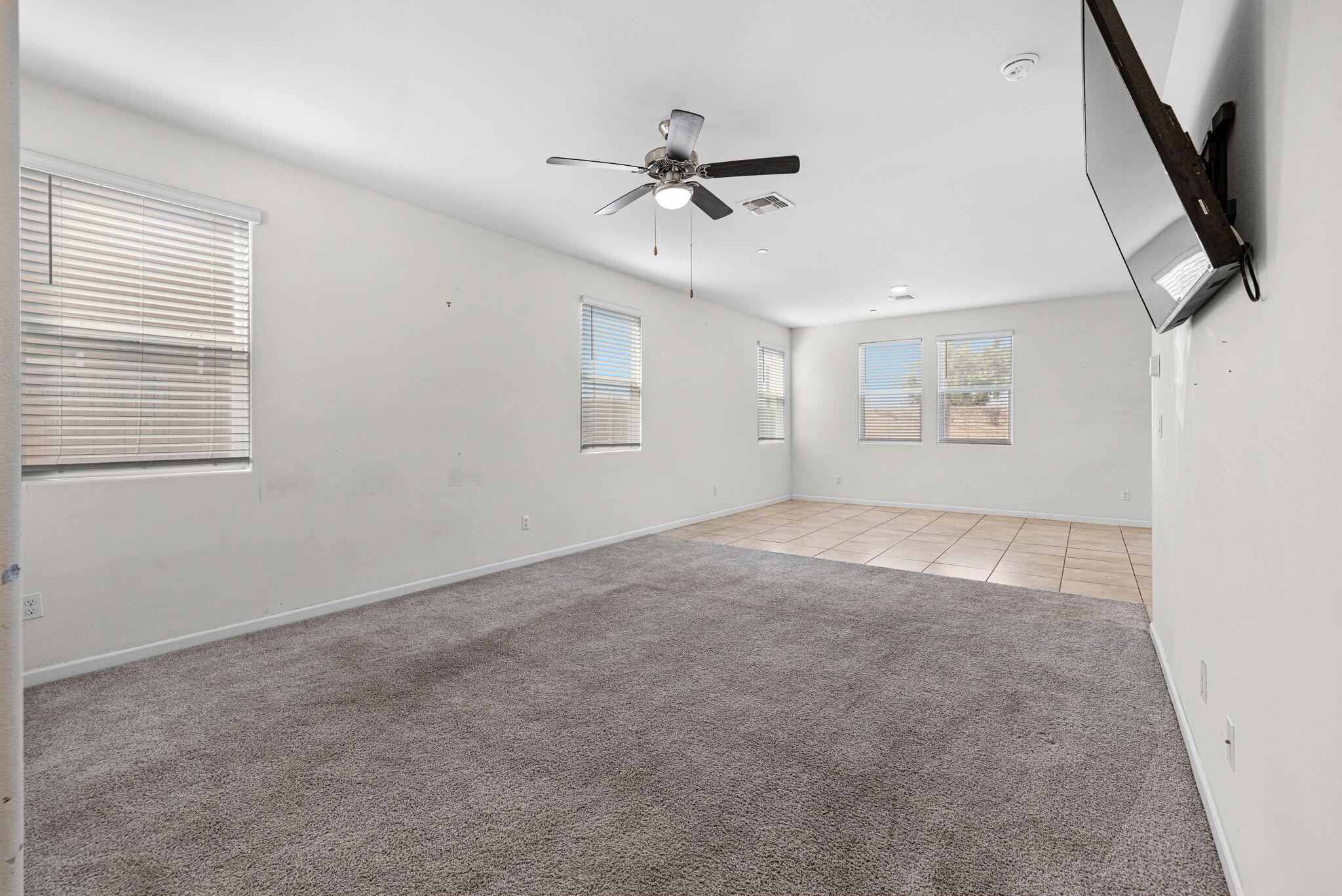 641 S Laguna St, Visalia, CA 93292