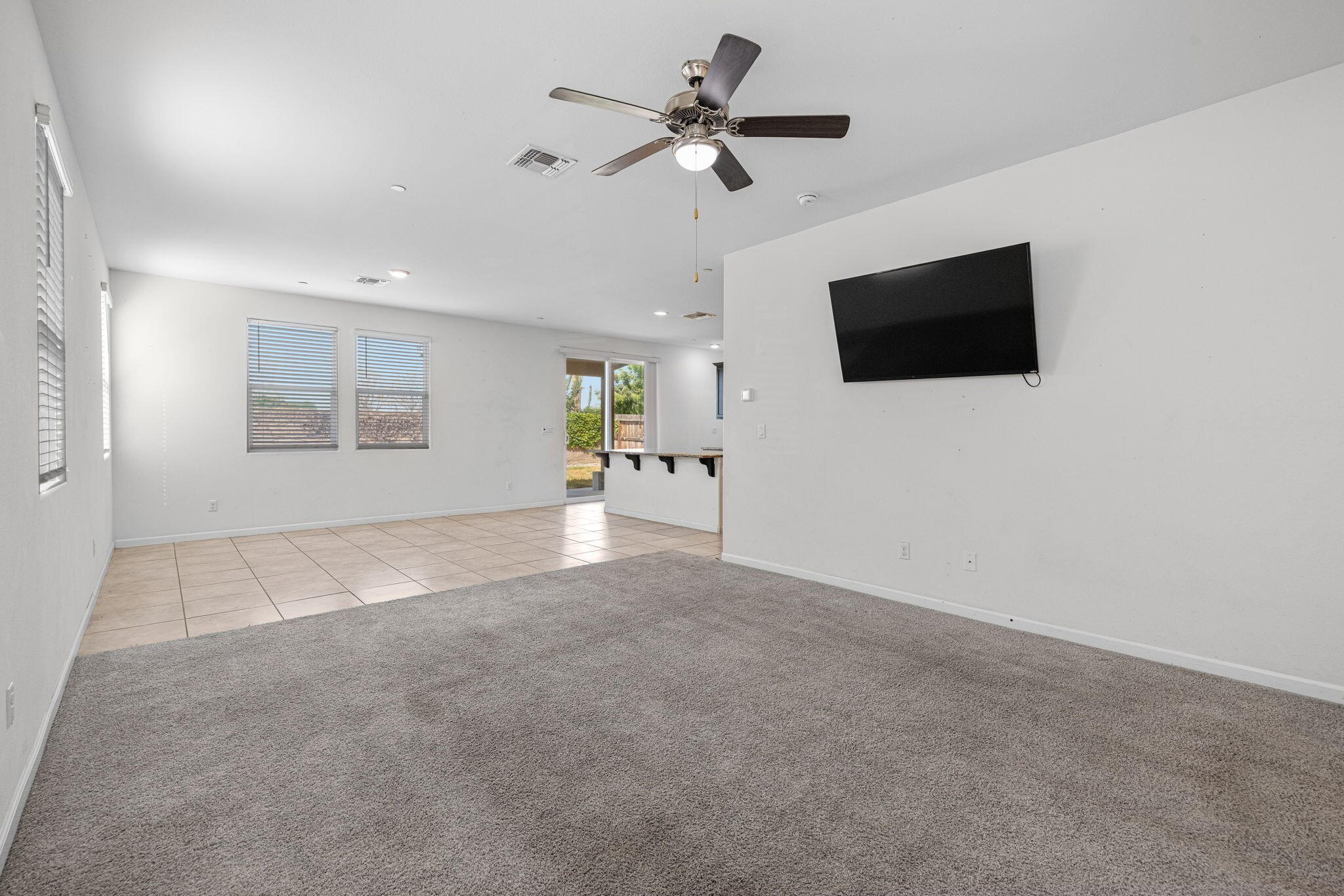 641 S Laguna St, Visalia, CA 93292