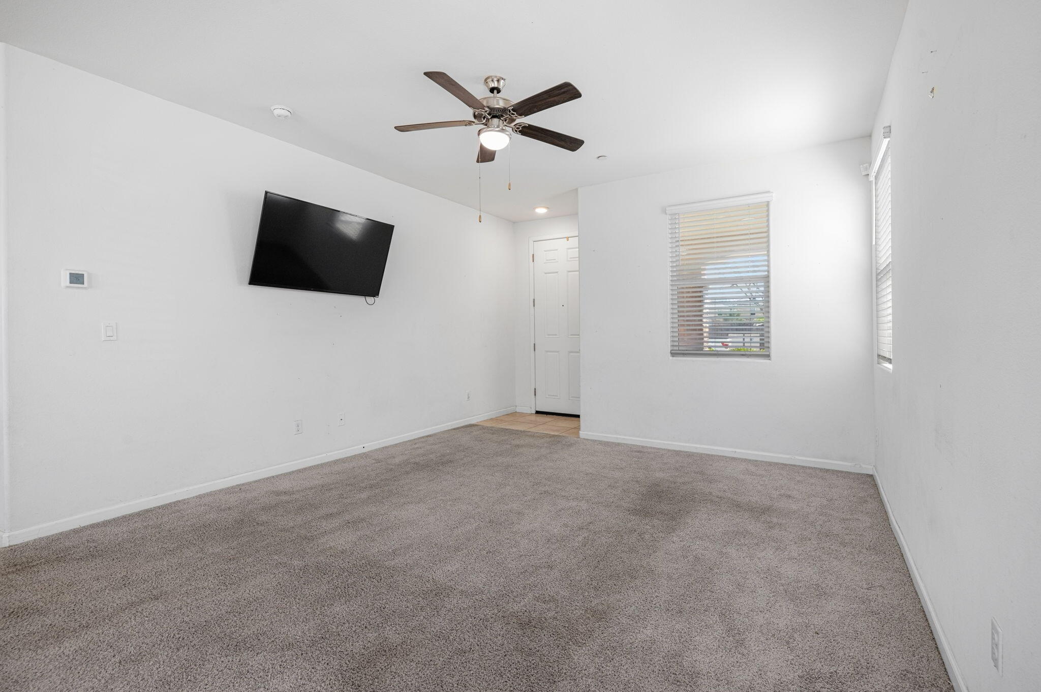 641 S Laguna St, Visalia, CA 93292