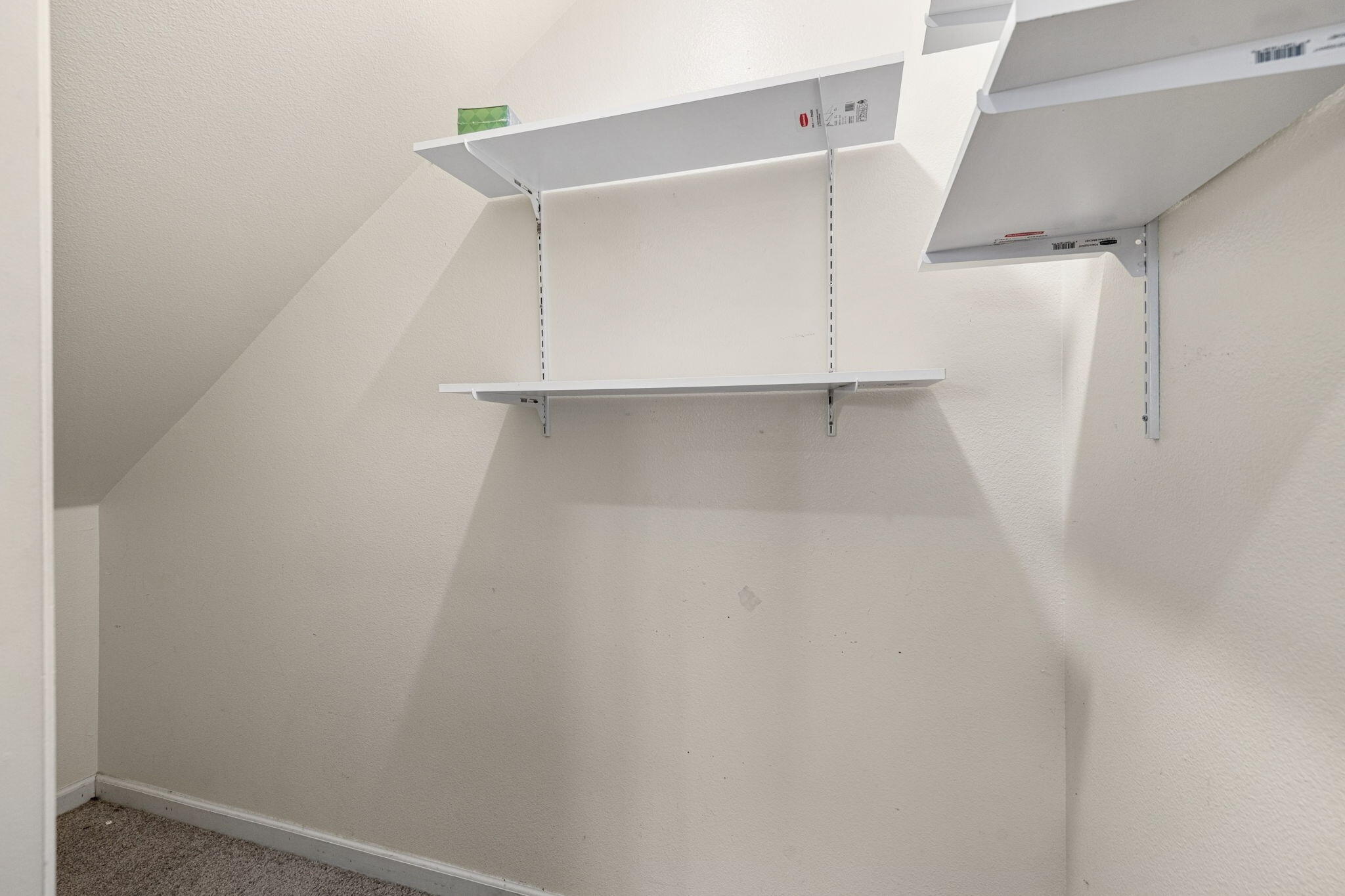 641 S Laguna St, Visalia, CA 93292