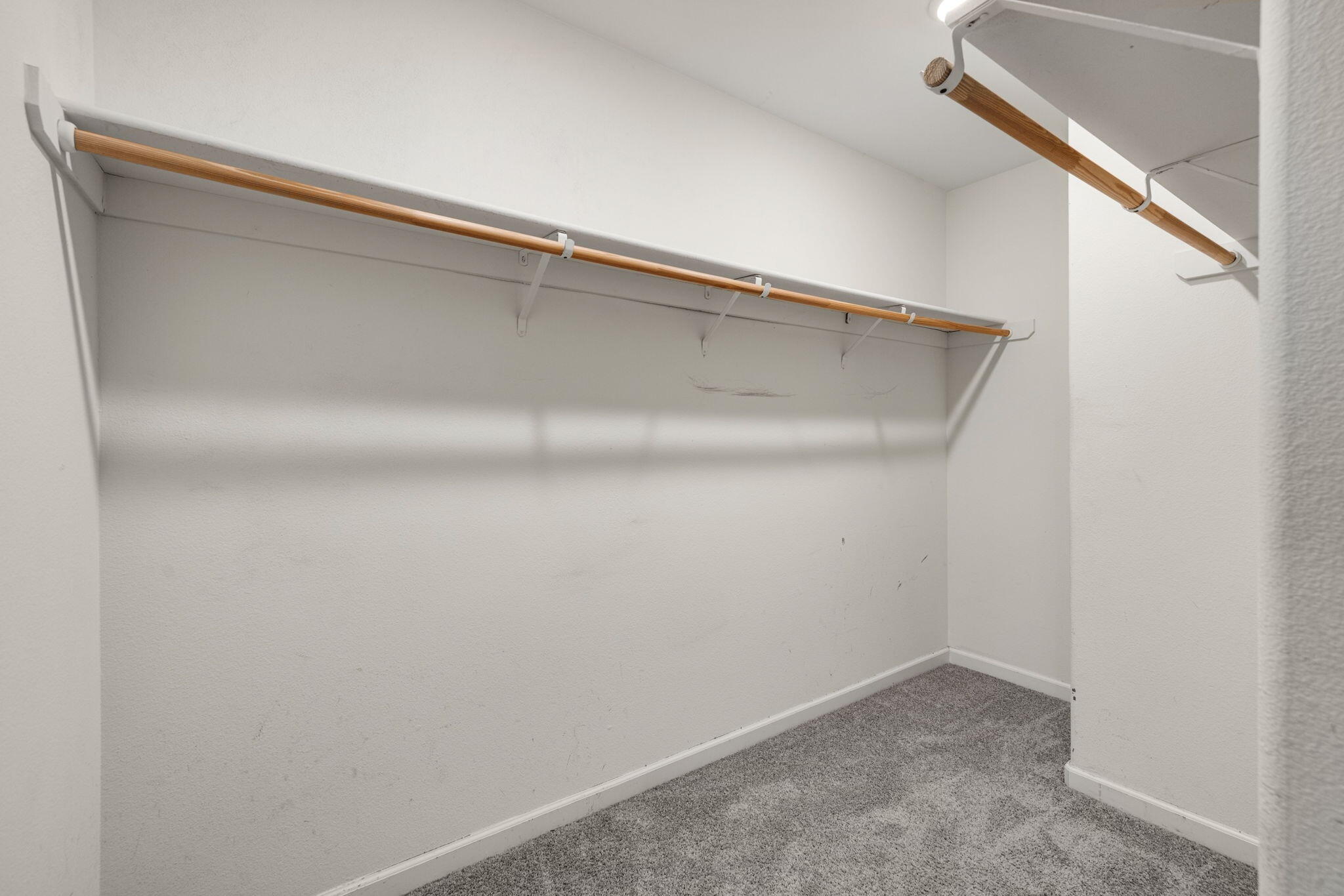 641 S Laguna St, Visalia, CA 93292