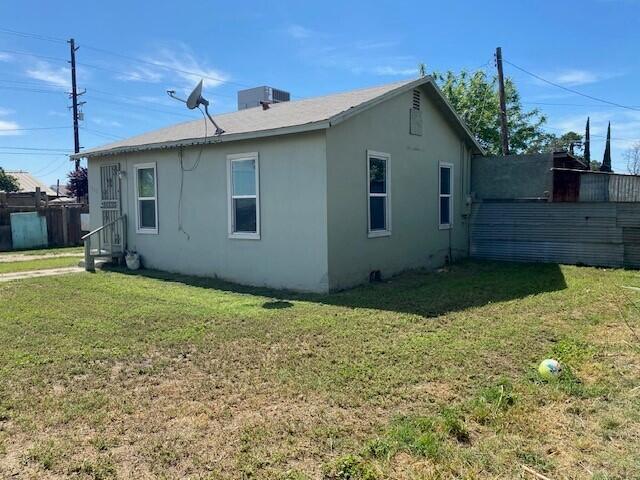 1222 E Terra Bella Ave, Pixley, CA 93256